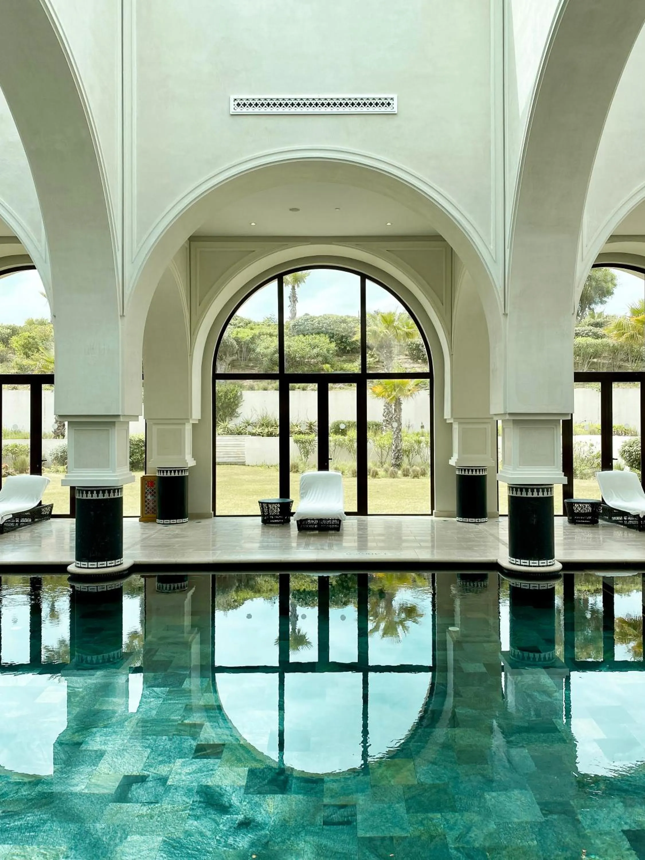 Swimming pool in Four Seasons Hotel Tunis