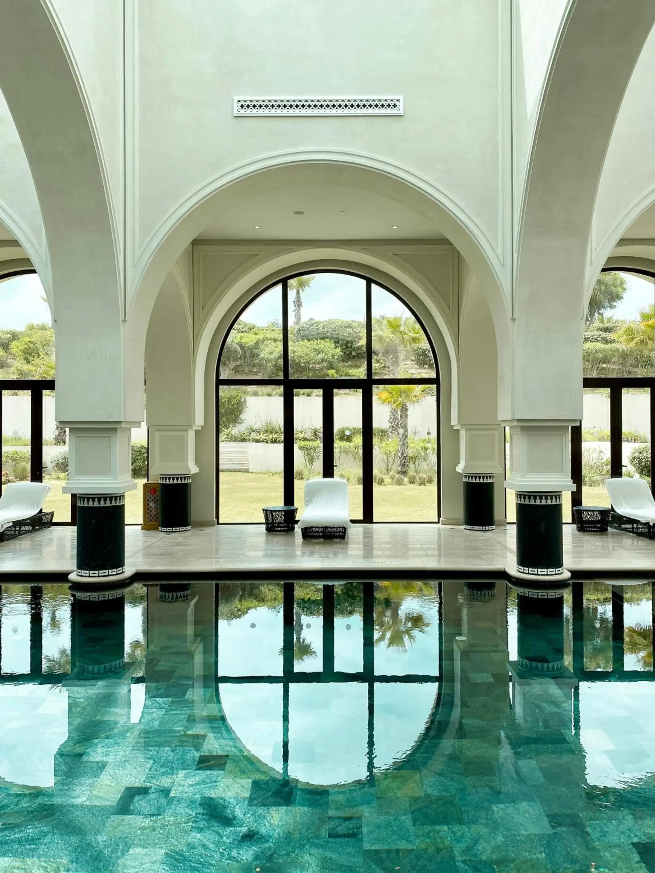 Swimming Pool in Four Seasons Hotel Tunis