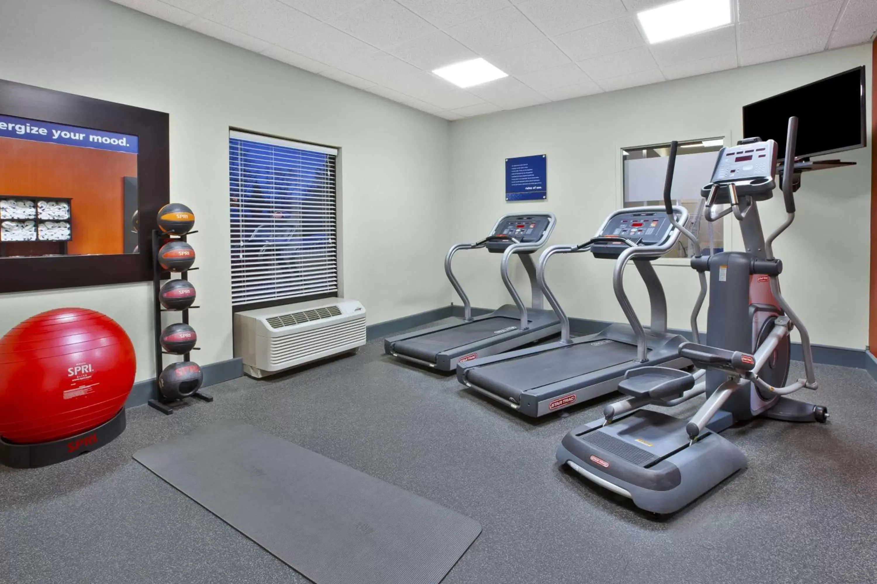 Fitness centre/facilities in Hampton Inn & Suites Springboro Fitness centre/facilities in Hampton Inn & Suites Springboro