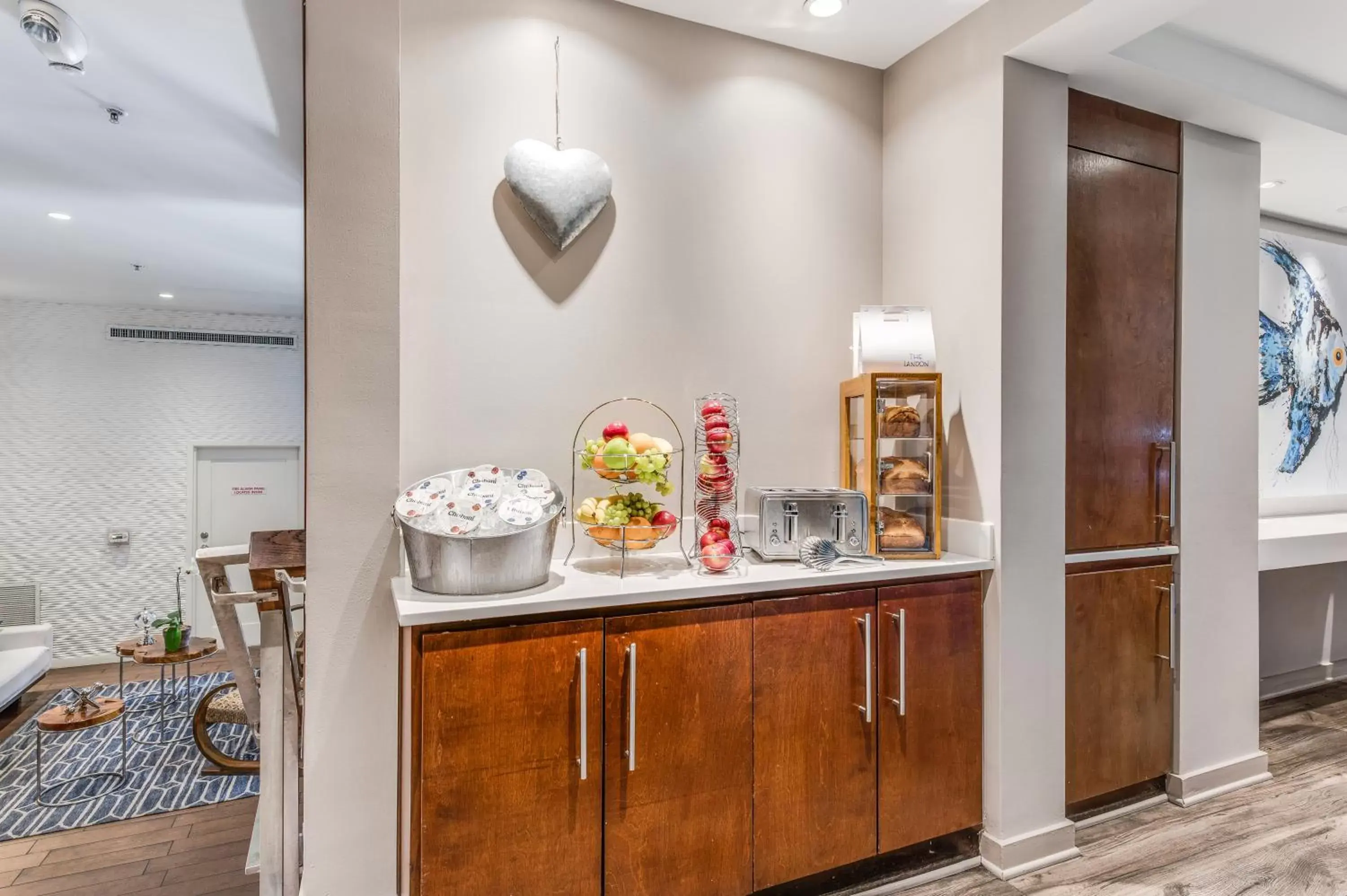 Breakfast in The Landon Bay Harbor-Miami Beach Breakfast in The Landon Bay Harbor-Miami Beach