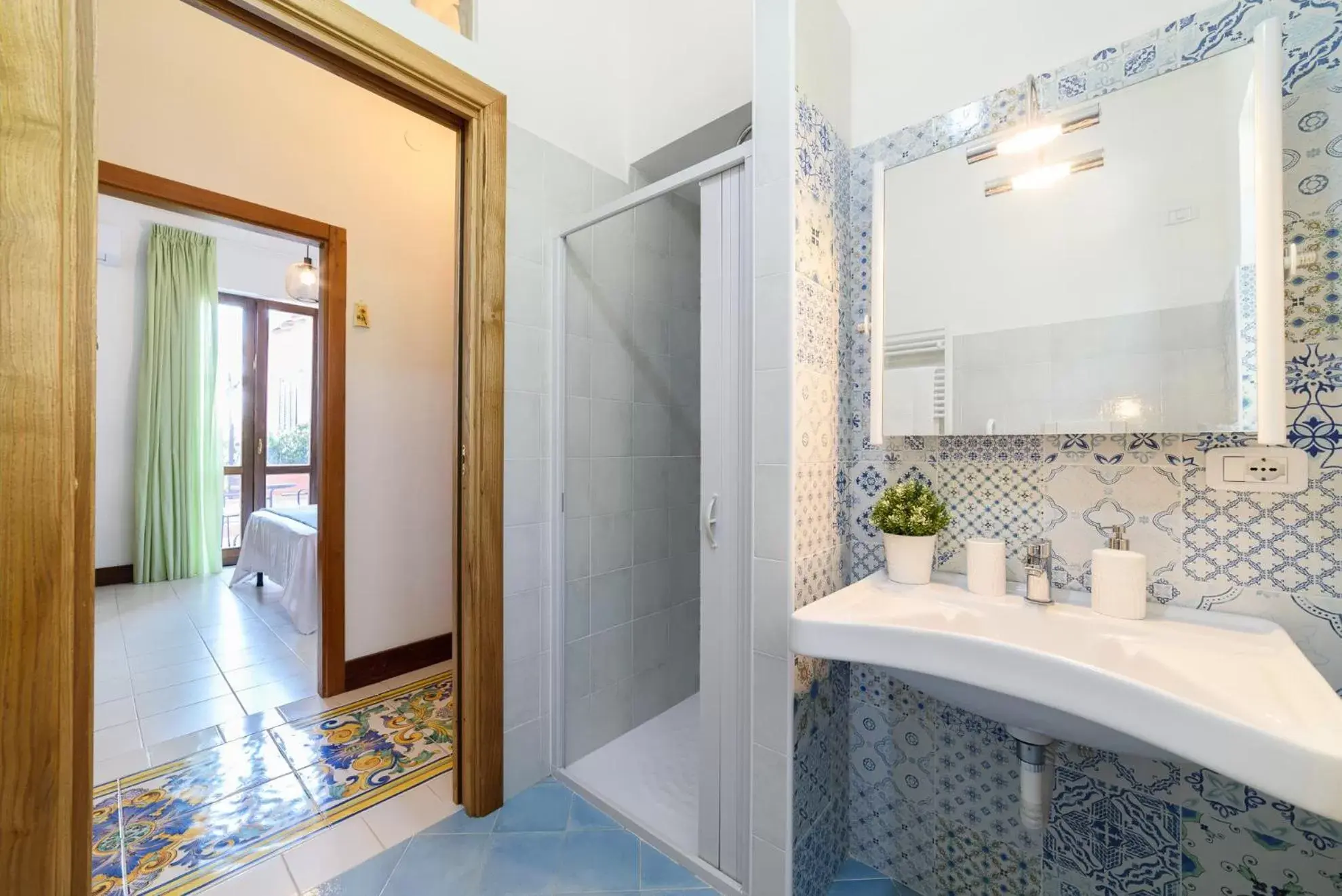 Shower, Bathroom in B&B Albachiara Casa di Campagna