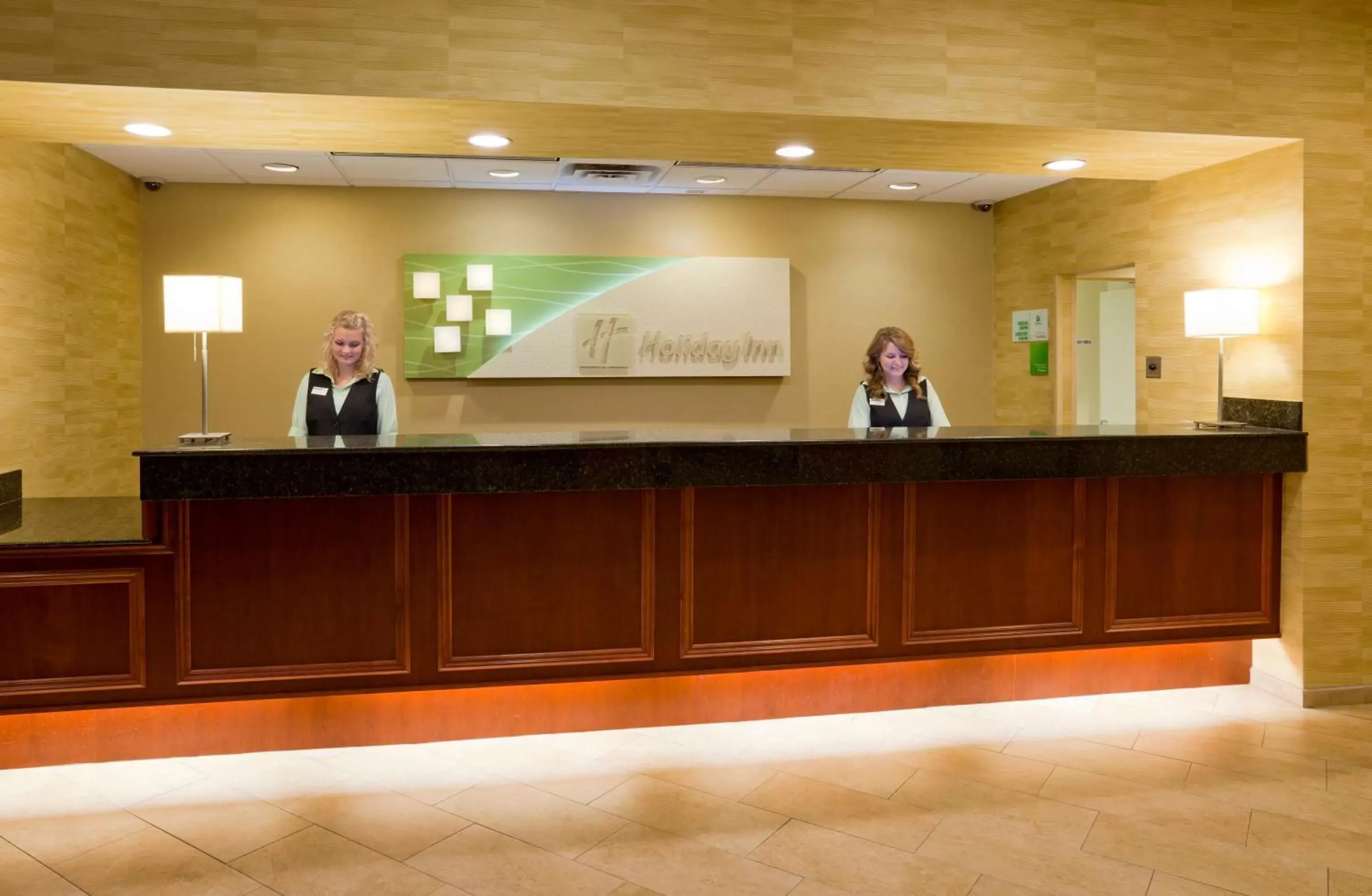 Property building, Lobby/Reception in Holiday Inn Austin Conference Center, an IHG Hotel