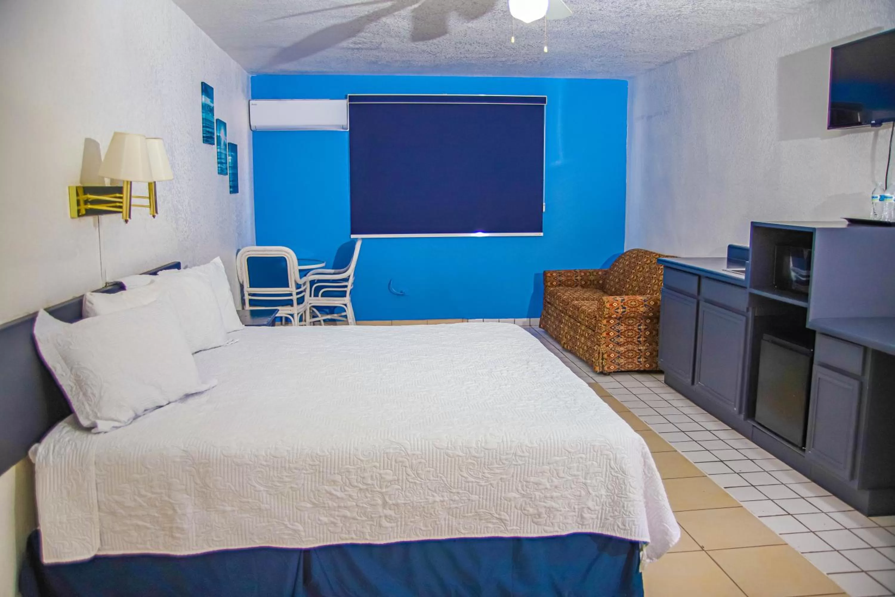 Bed in Playa Inn Rocky Point