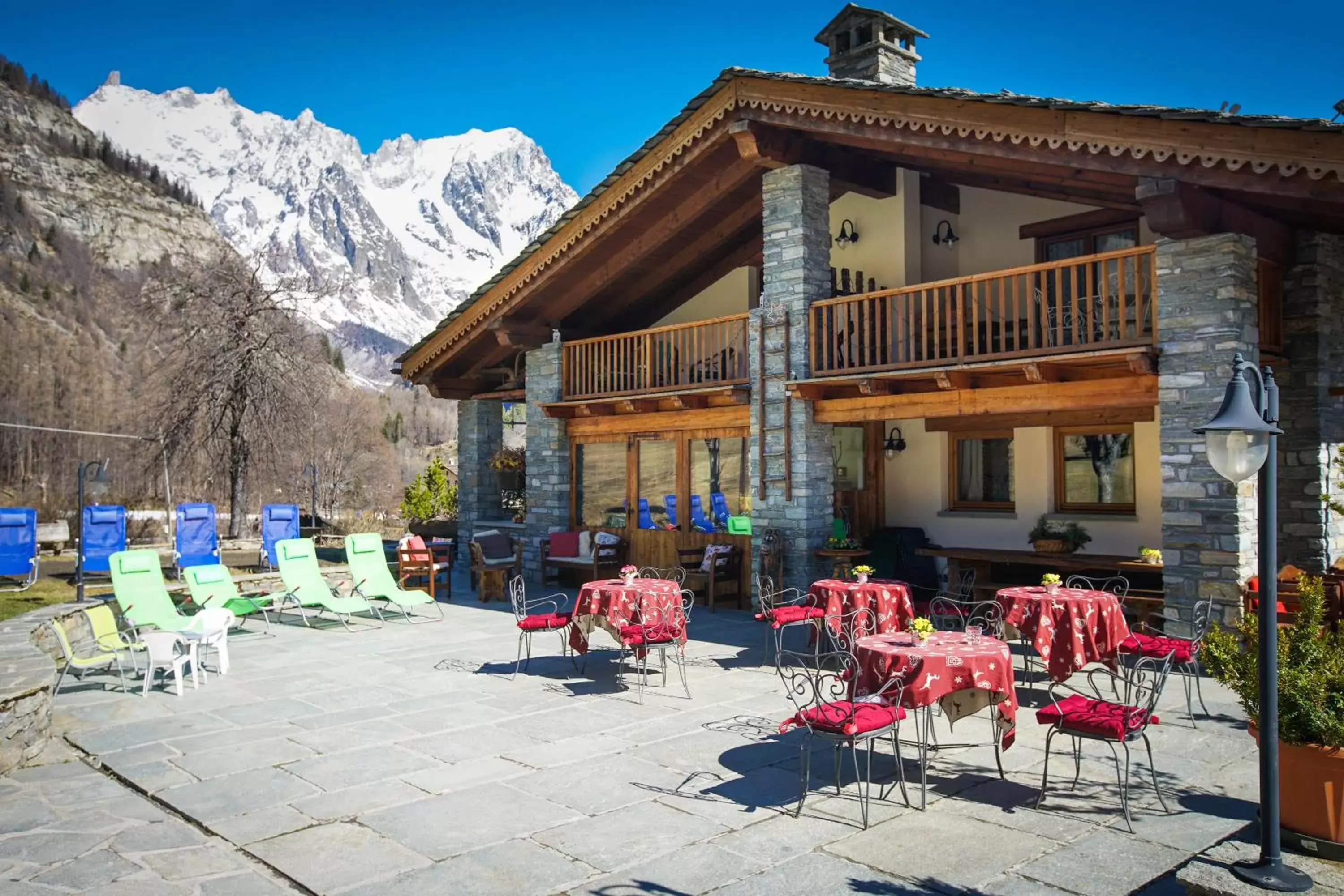 Facade/entrance, Restaurant/Places to Eat in Hotel Lo Campagnar