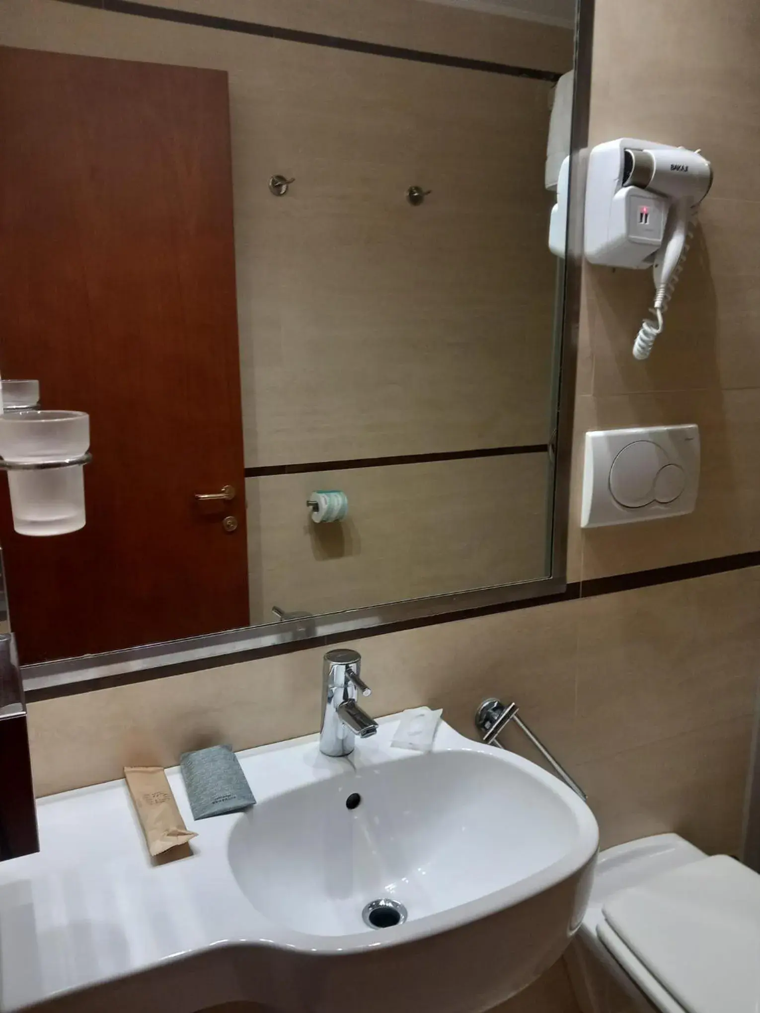 Bathroom in Cervara Park Hotel