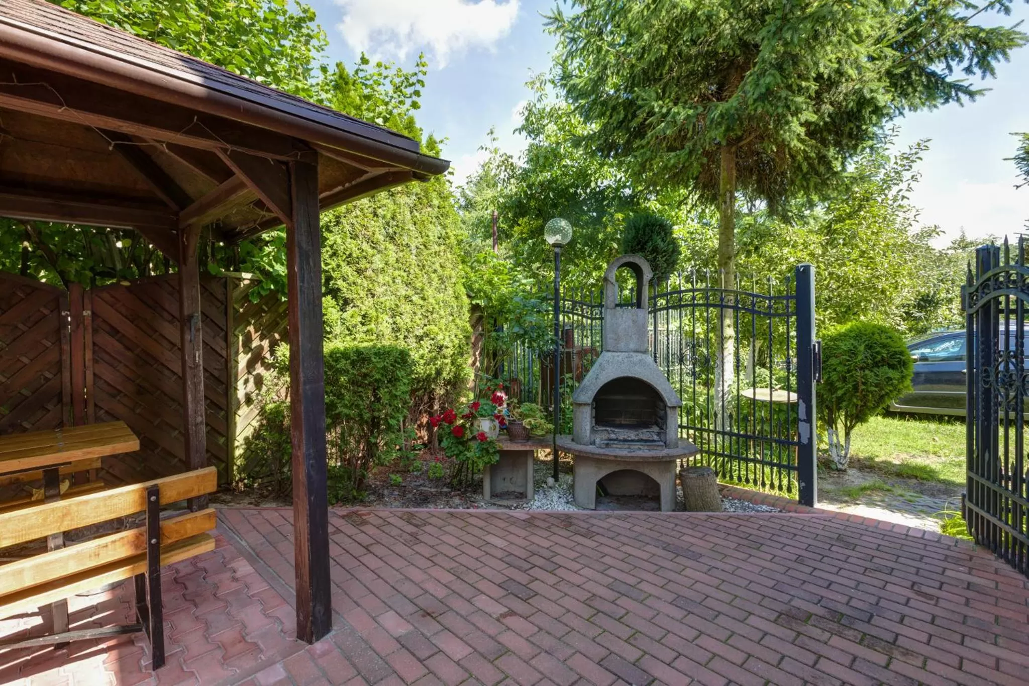 BBQ facilities in Willa Sarenka