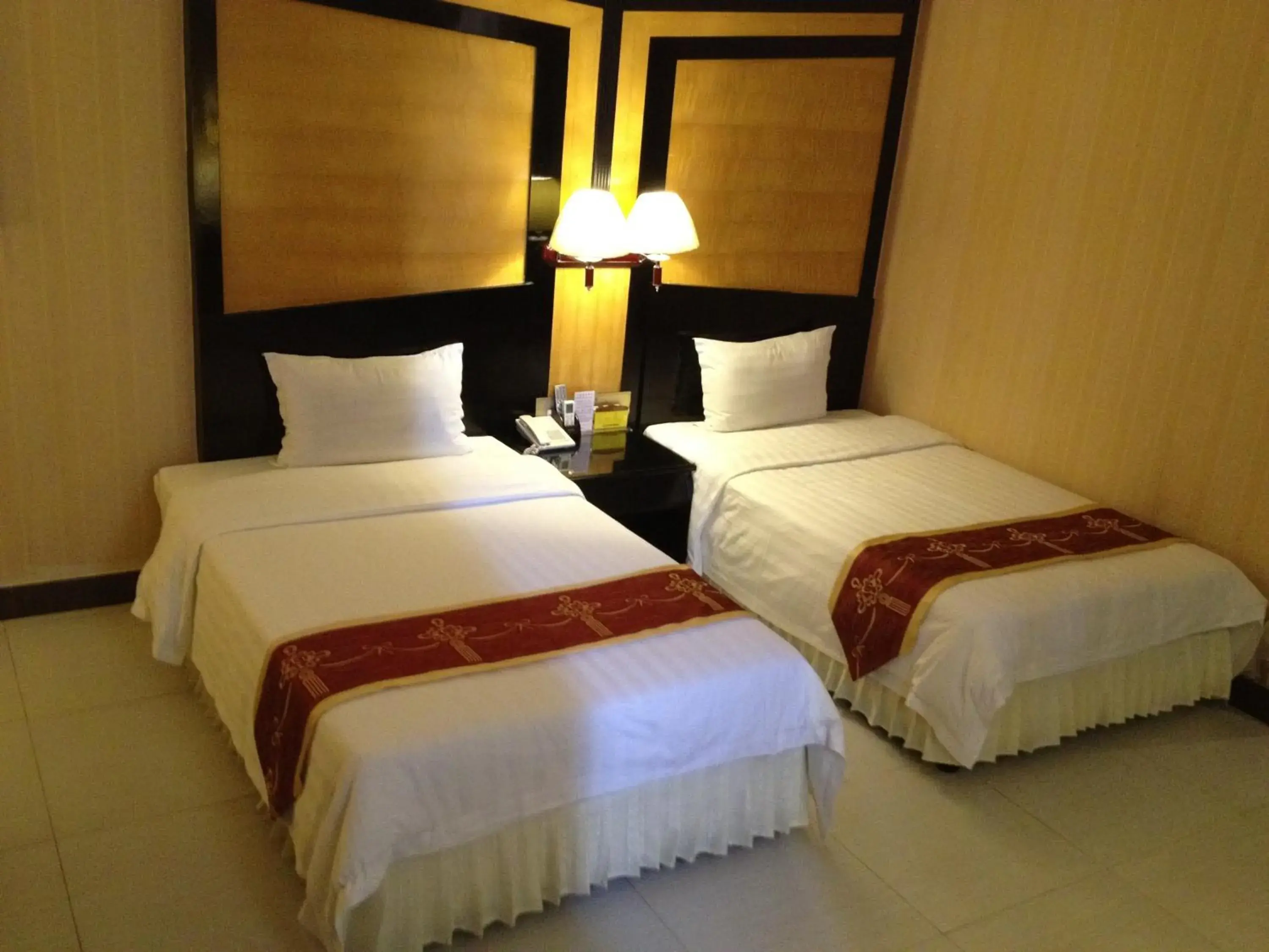 Photo of the whole room, Bed in Guang Dong Hotel