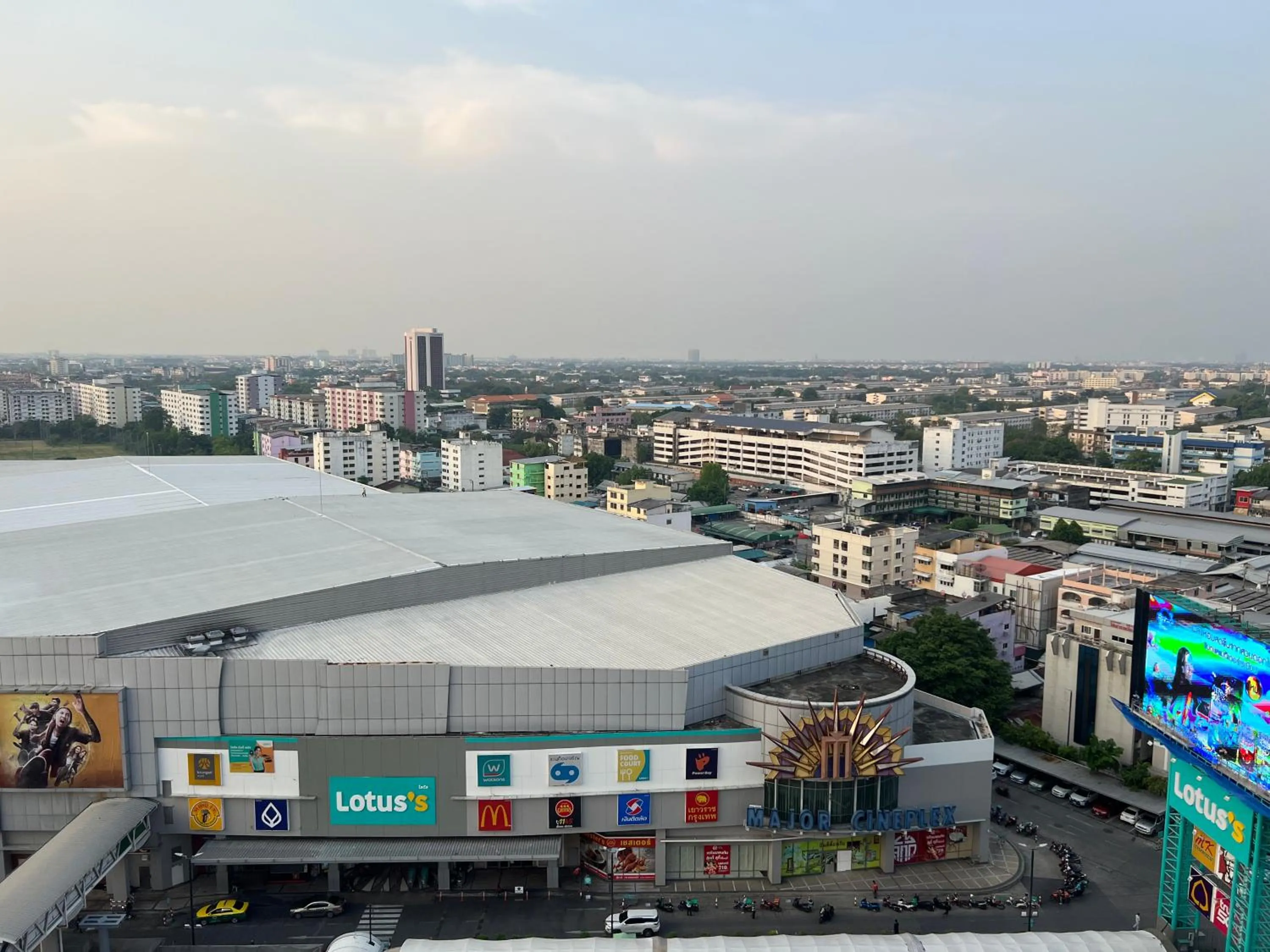 Nearby landmark in Mall Suites Hotel