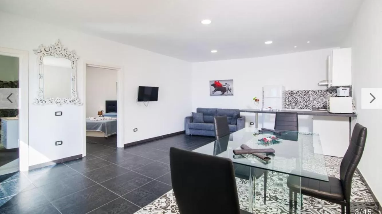 Dining Area in Paraiso villas