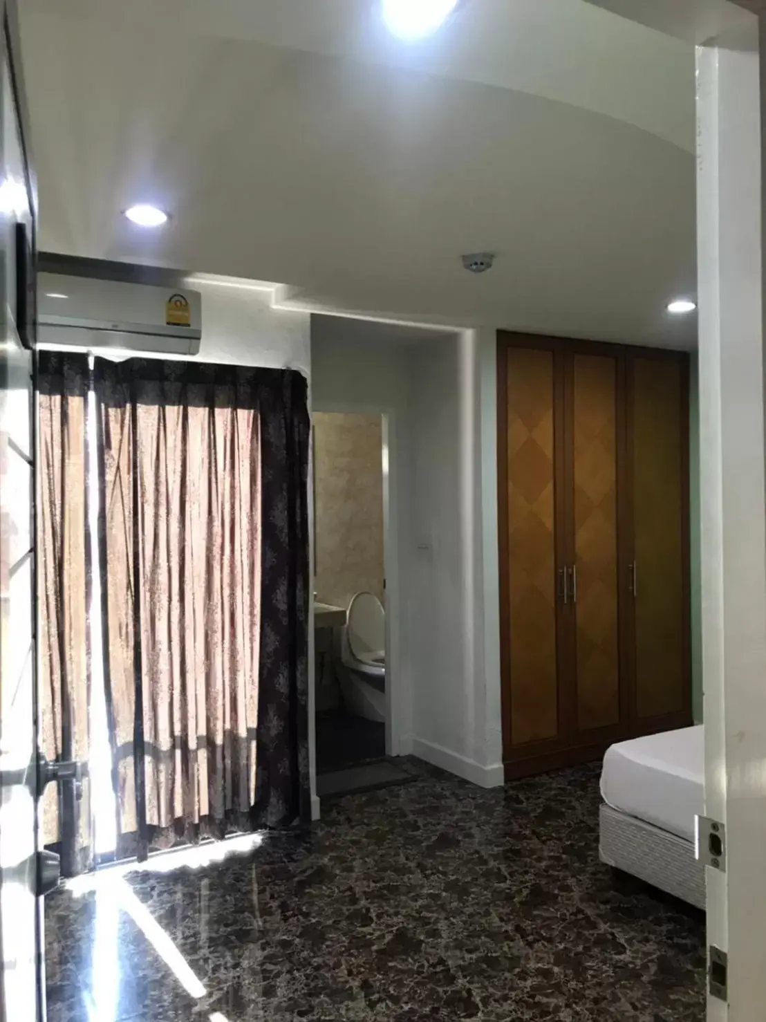 Standard Apartment in Rod Fai Fah Apartment Standard Apartment in Rod Fai Fah Apartment