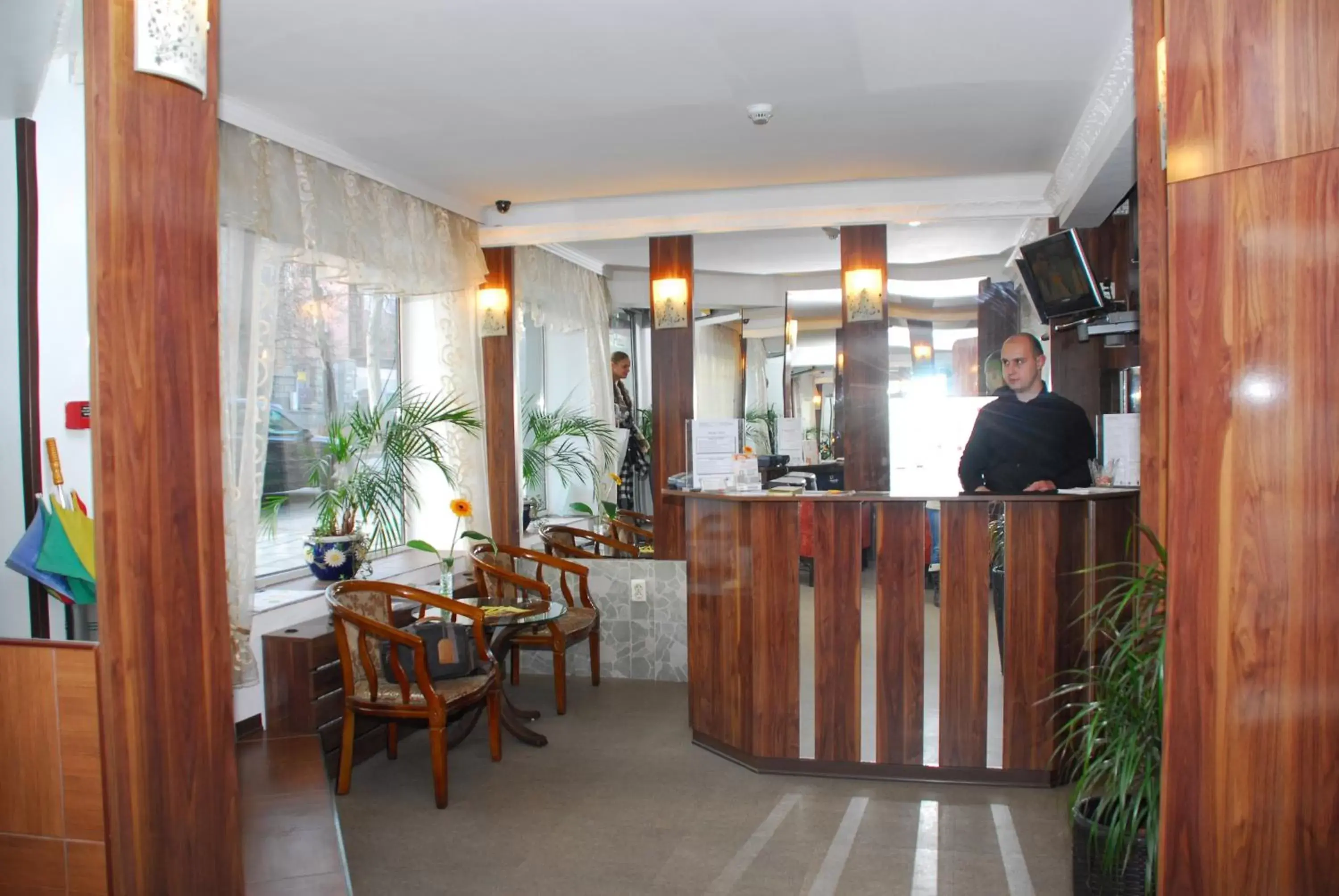 Lobby or reception in Noviz Hotel