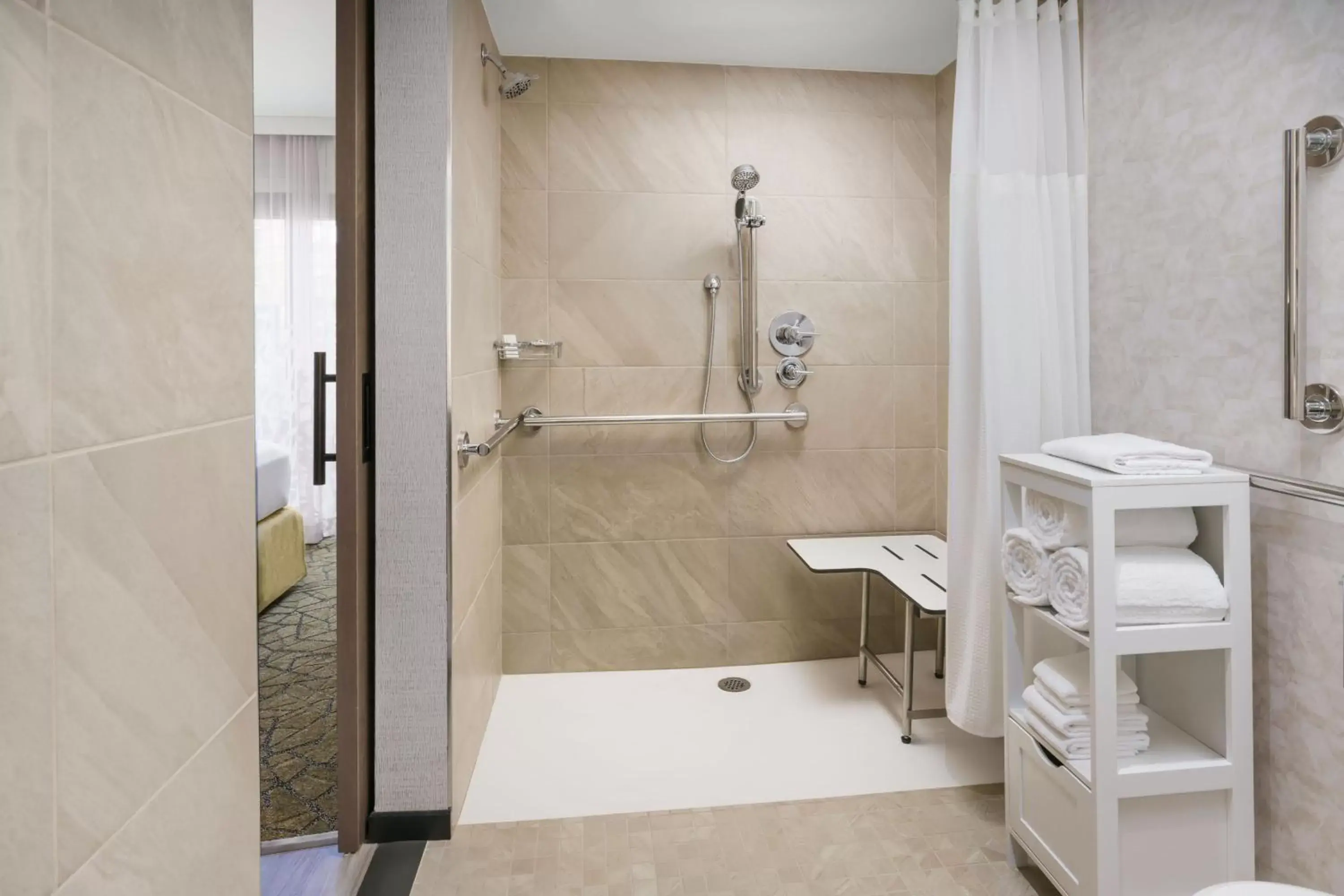 Bathroom in TownePlace Suites by Marriott New York Manhattan/Chelsea