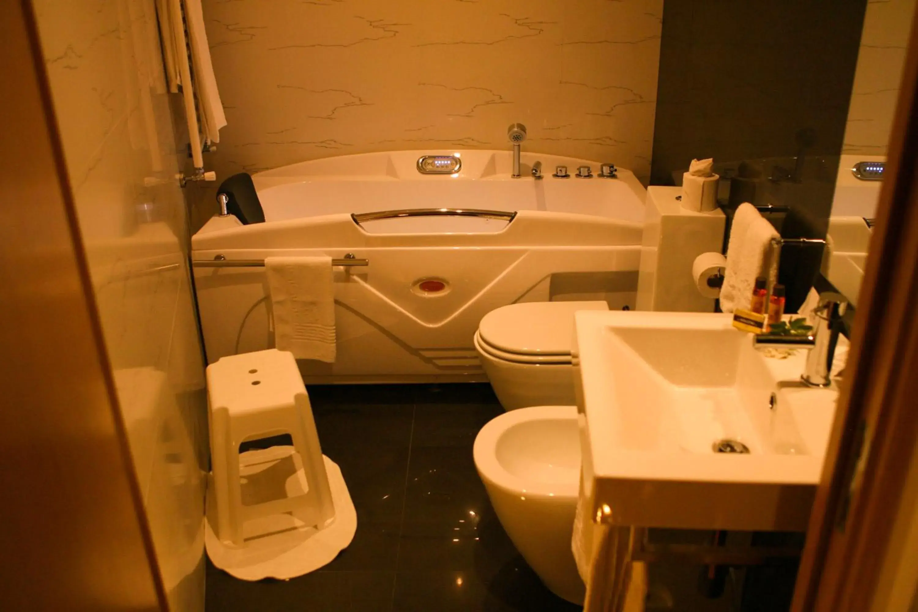 Double or Twin Room with Pool View in Hotel Rural Alves - BRAGA - Casa Alves de Torneiros Double or Twin Room with Pool View in Hotel Rural Alves - BRAGA - Casa Alves de Torneiros