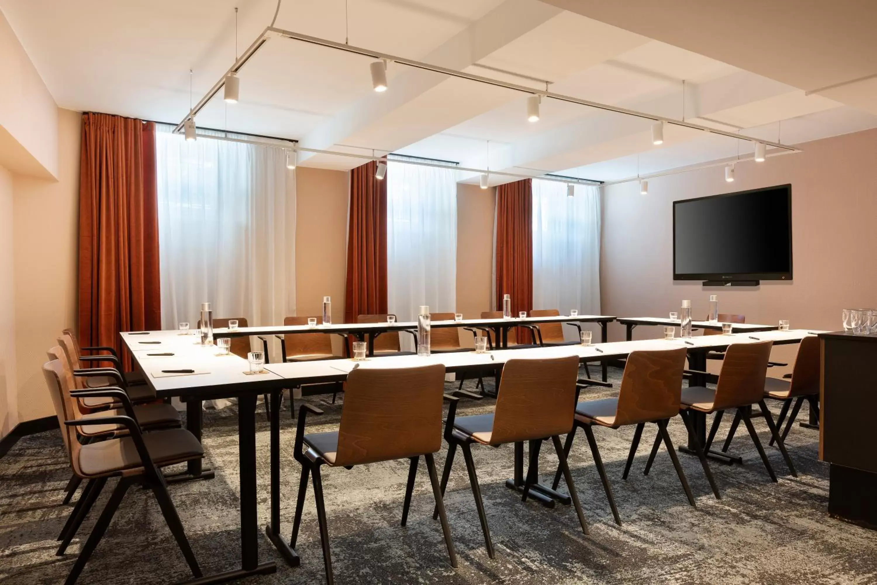 Meeting/conference room in Hotel Les Capitouls Toulouse Centre - Handwritten Collection