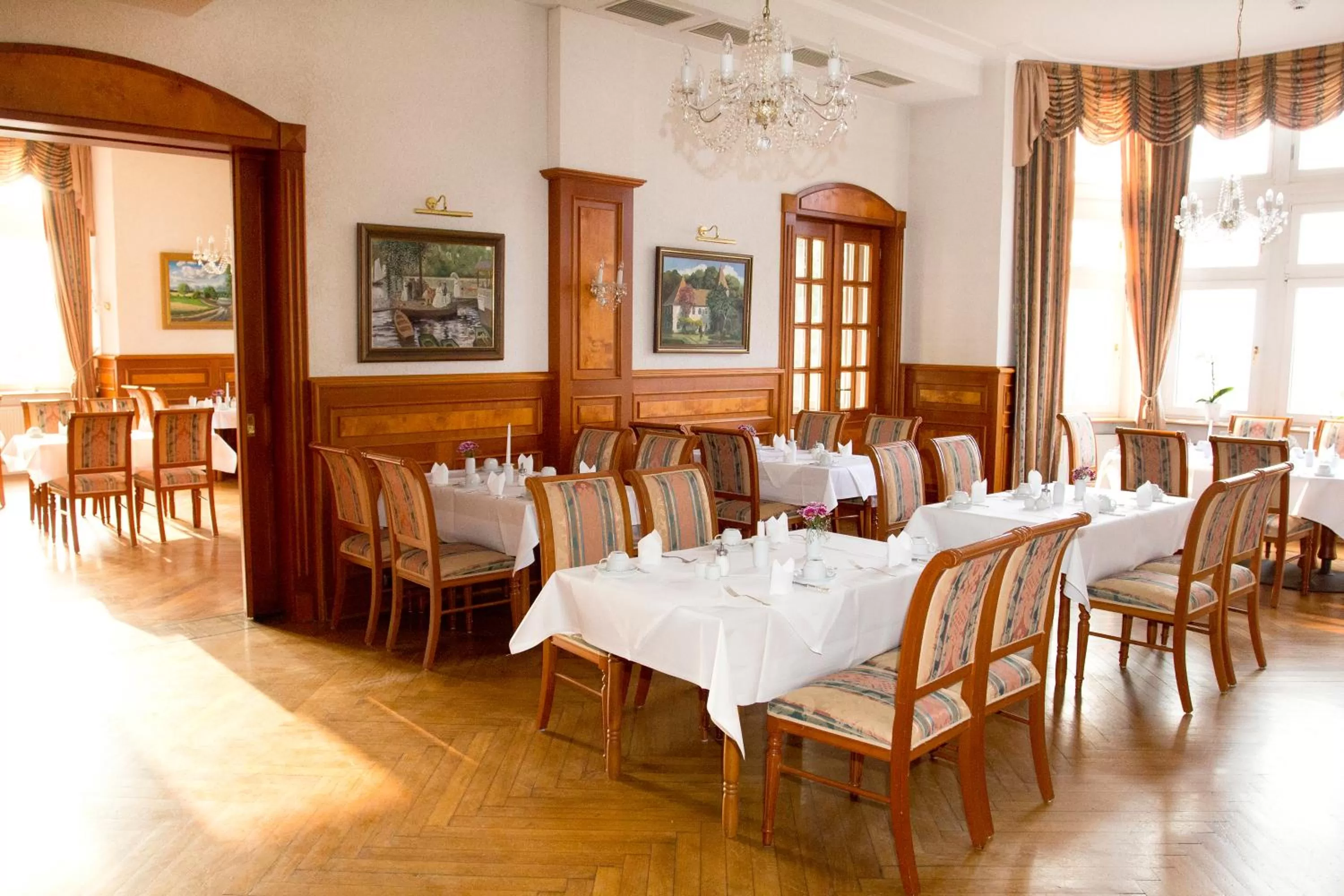 Restaurant/places to eat in Hotel Erbprinzenpalais