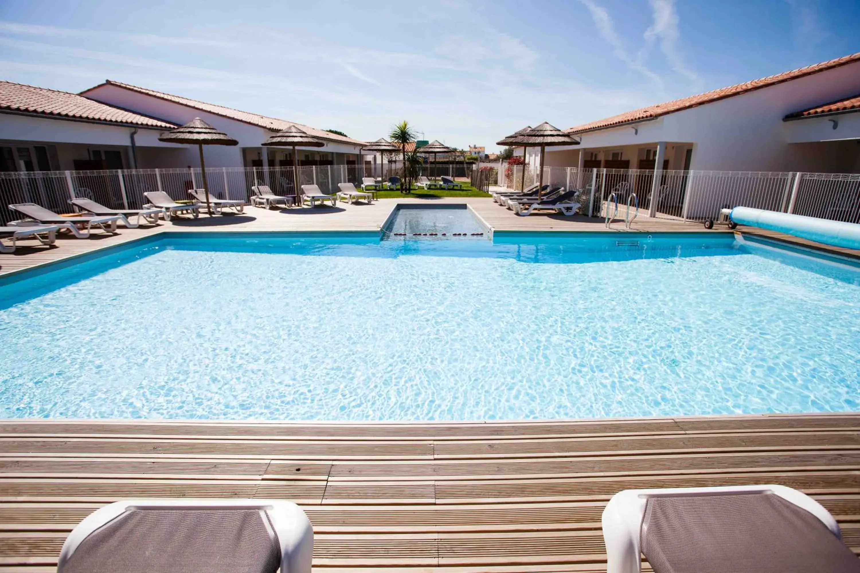 Swimming Pool in Hotel de Re, The Originals Boutique