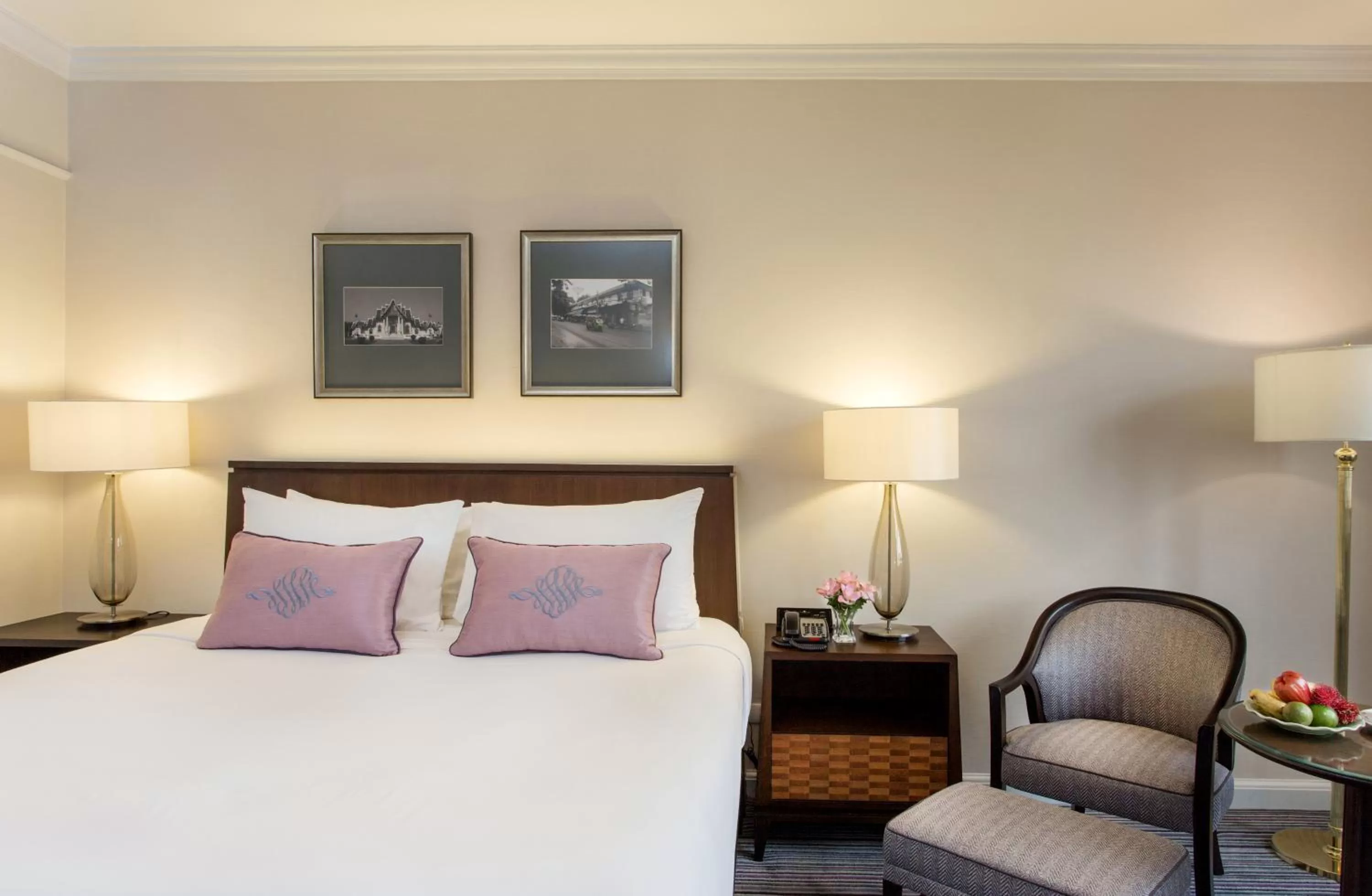 Bed in The Sukosol Hotel