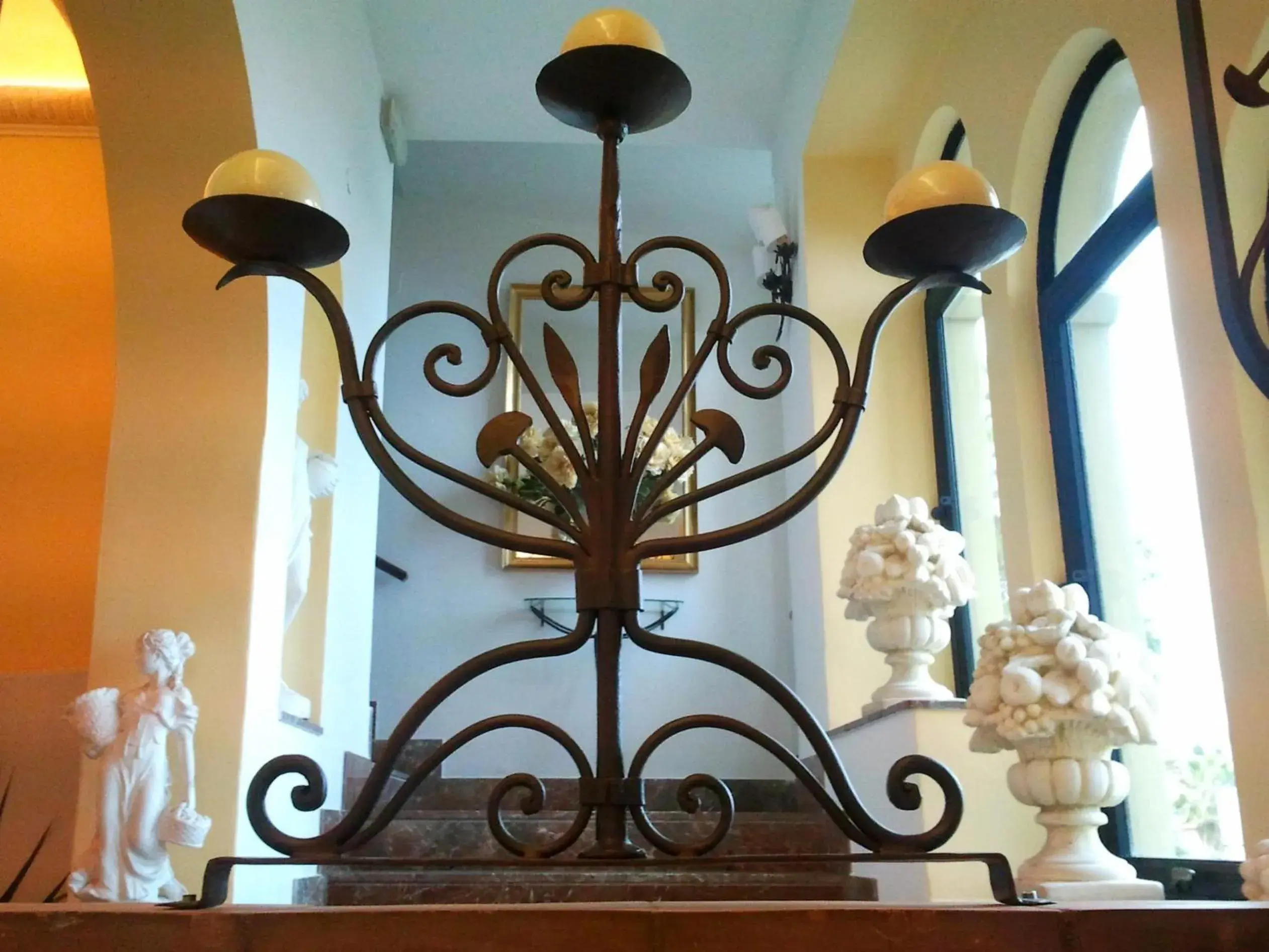 Decorative detail in Jonic Hotel Mazzarò