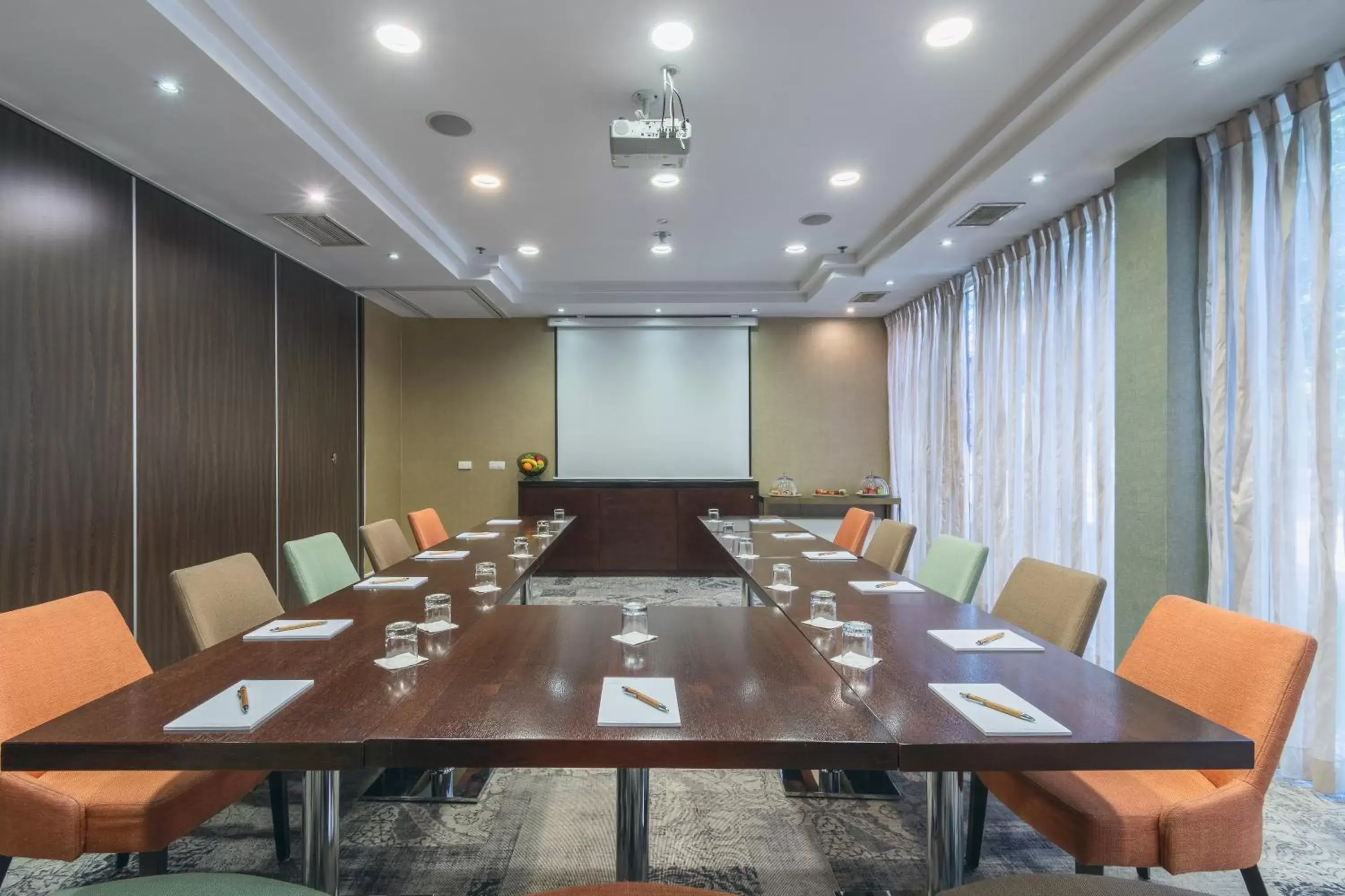 Meeting/conference room in Lion's Garden Hotel