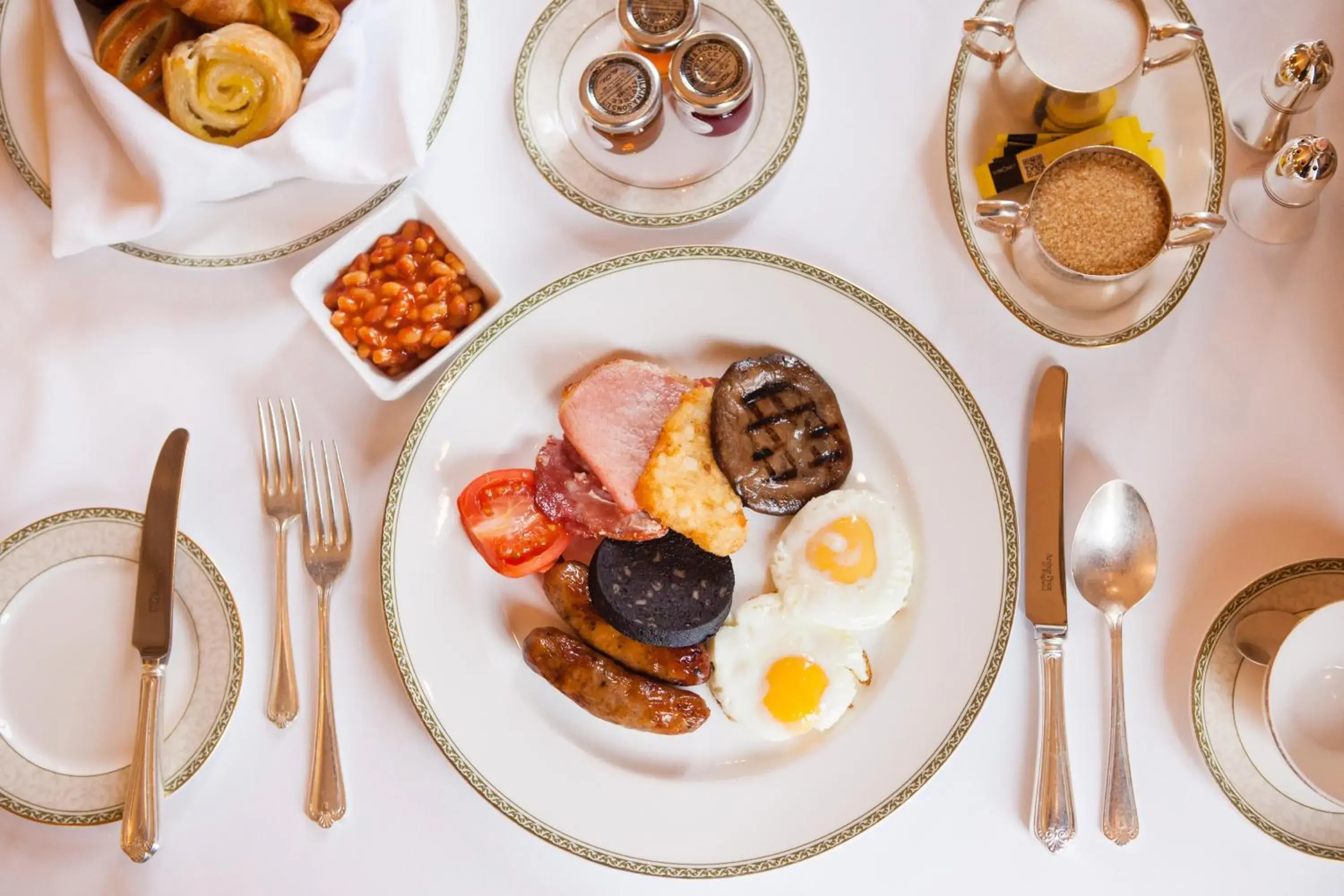 Breakfast in Tylney Hall Hotel