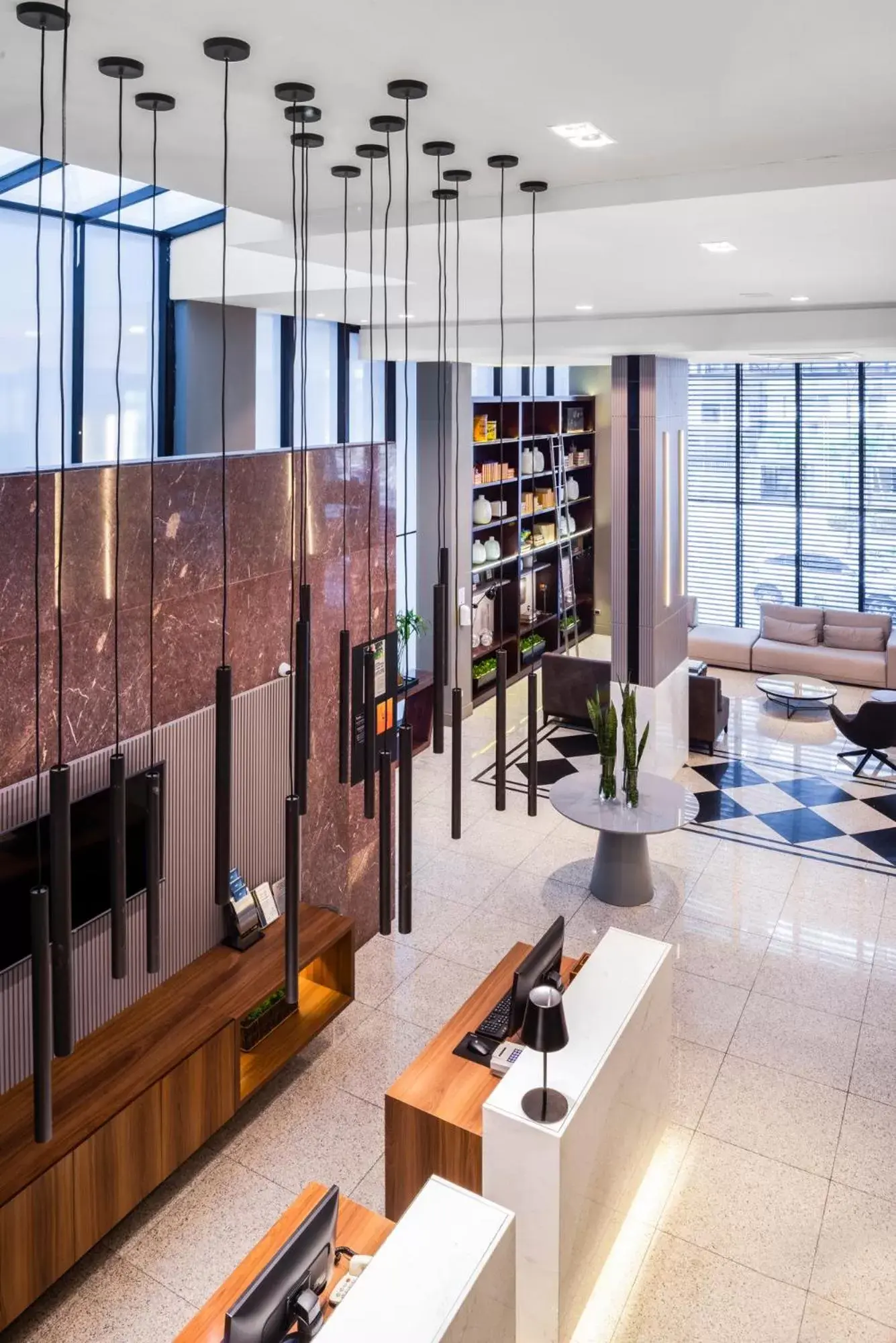 Lobby or reception in Mercure Curitiba Batel