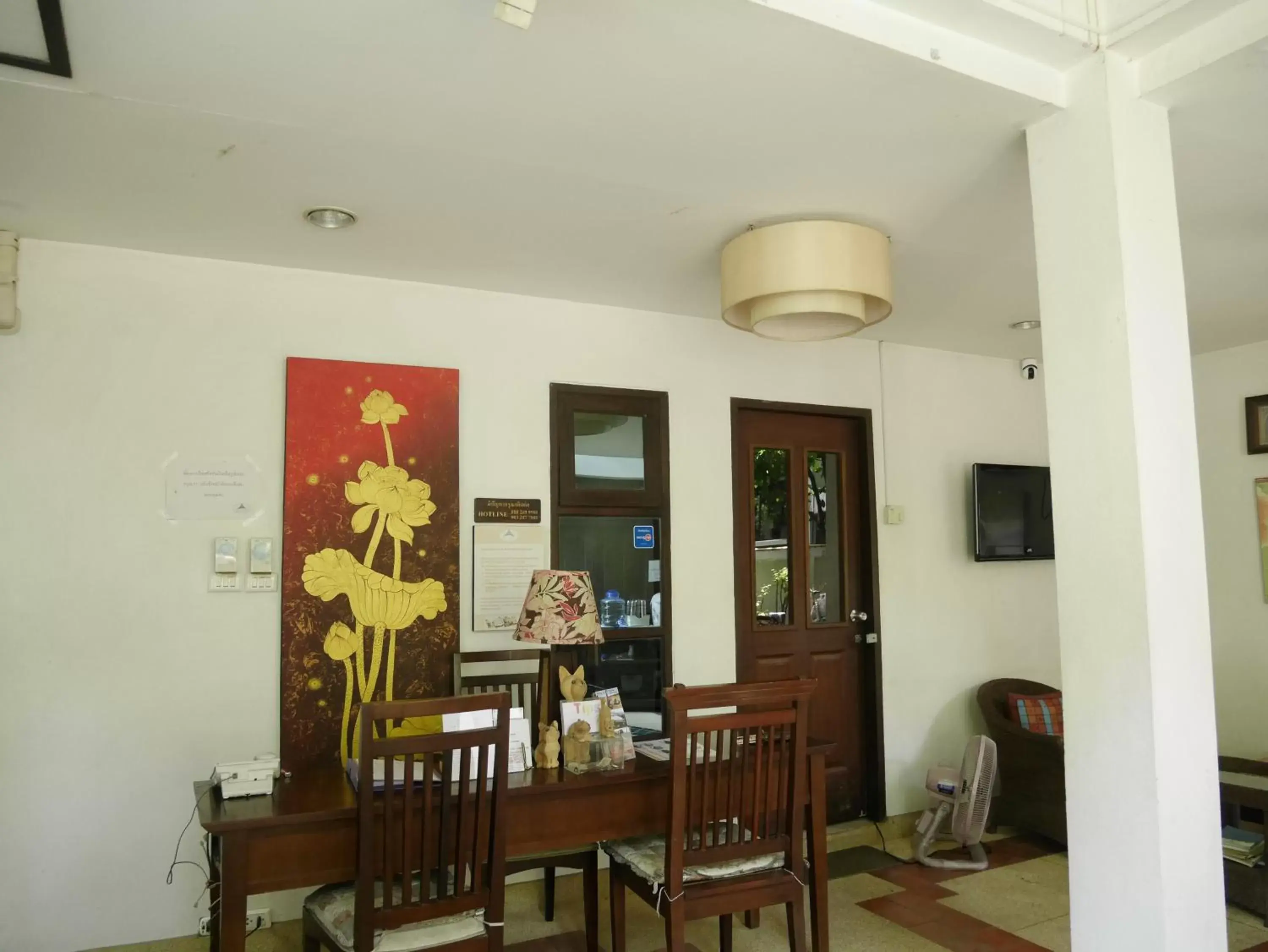 Dining Area in Ping Phu Place