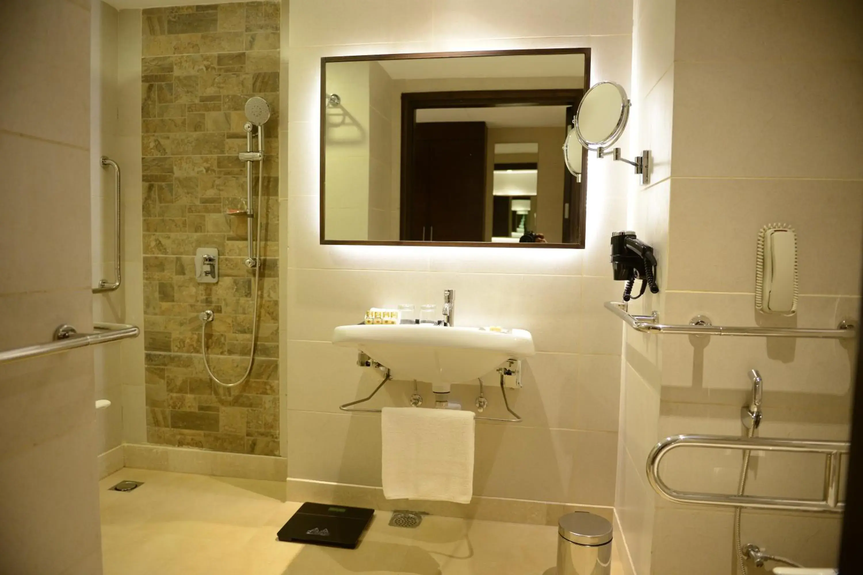 Bathroom in Country Inn & Suites by Radisson, Gurugram Sohna Road