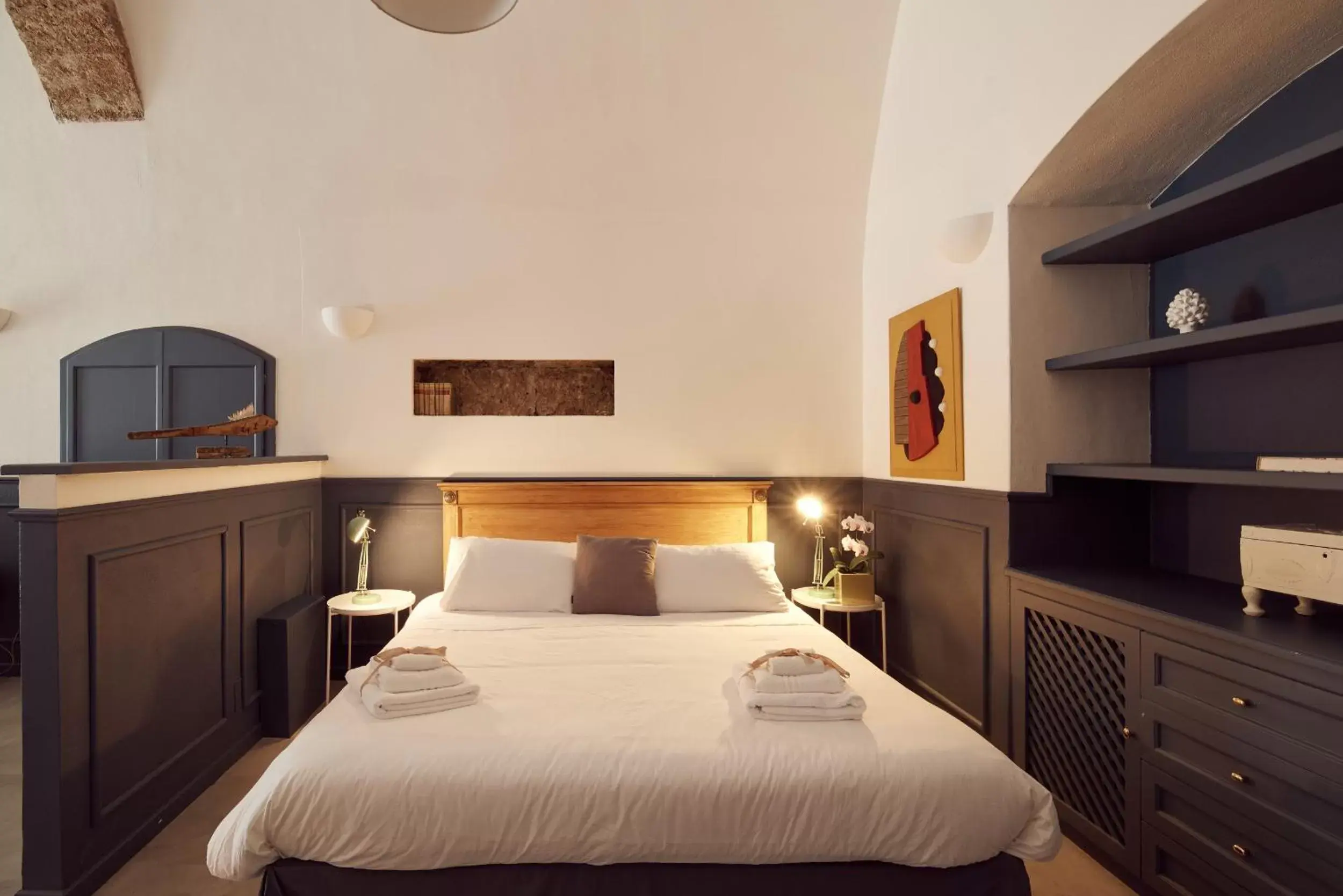 Bed in L' Hôtellerie Easy Suites
