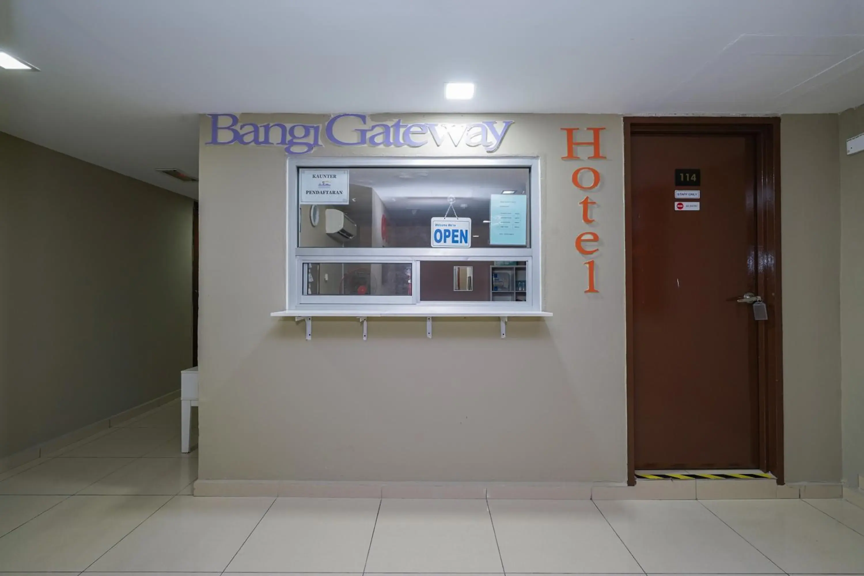 Lobby or reception, Lobby/Reception in OYO 90100 Bangi Gateway Hotel