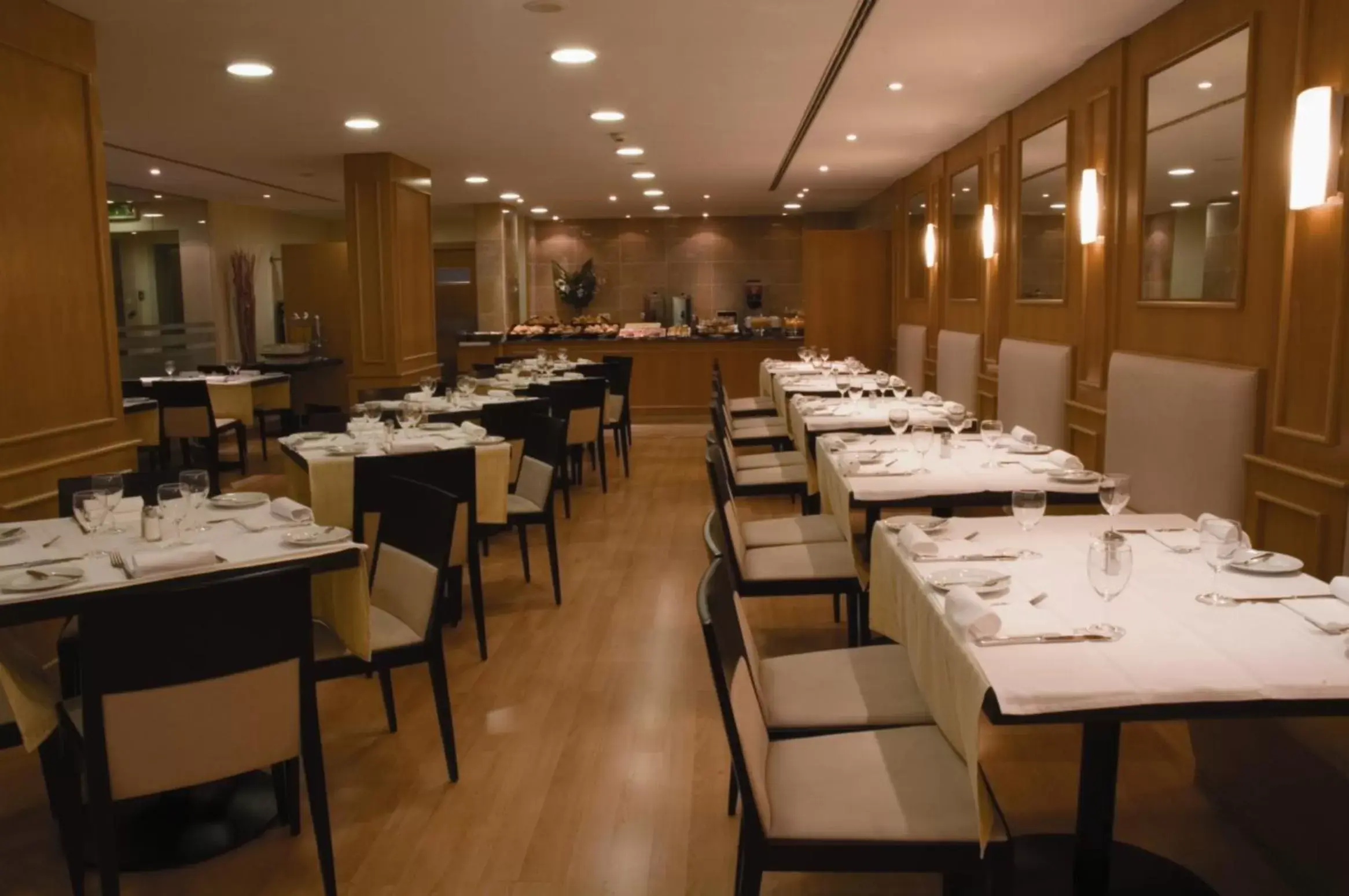 Restaurant/Places to Eat in Hotel Principe Lisboa