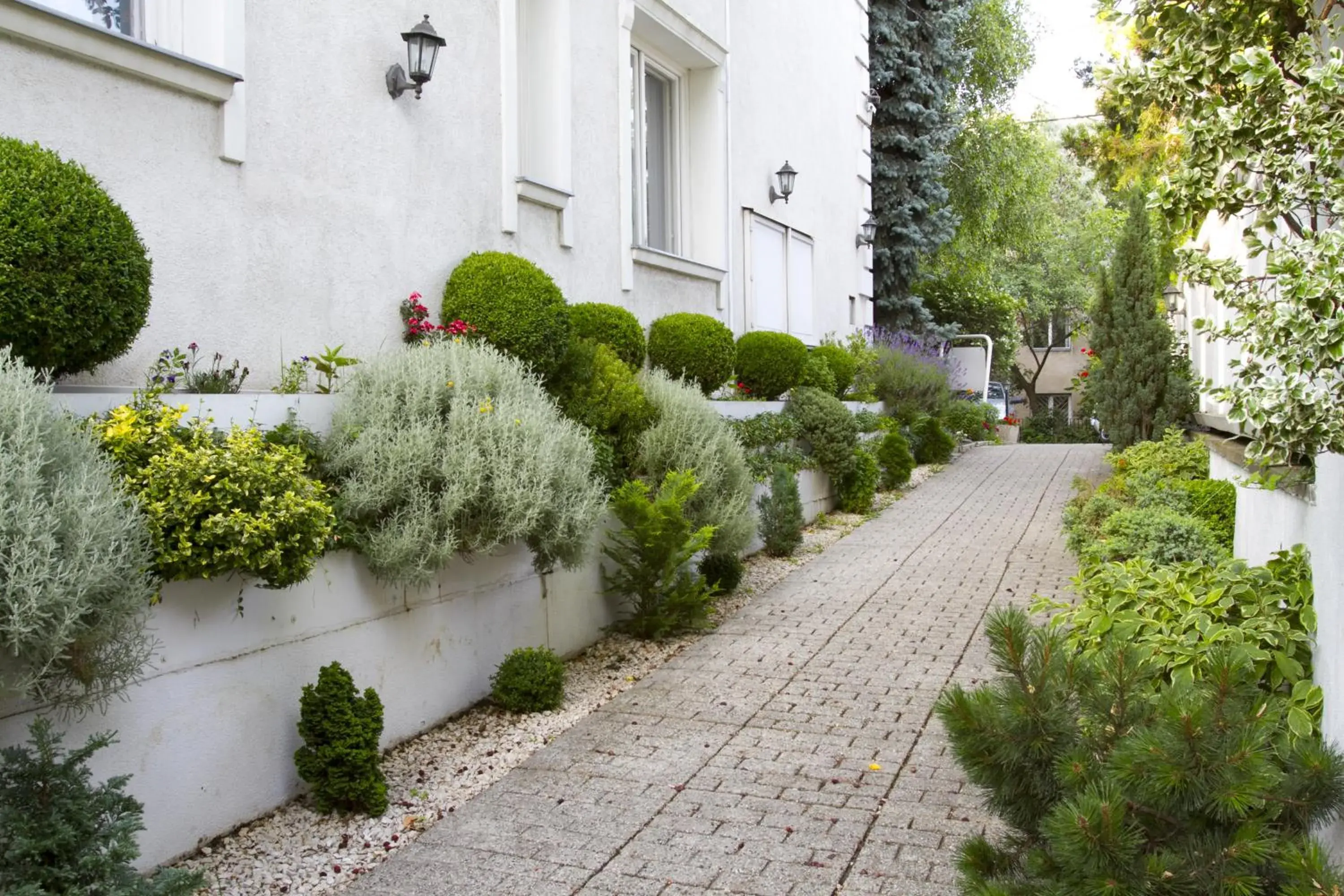 Facade/entrance in Classic Hotel Facade/entrance in Classic Hotel