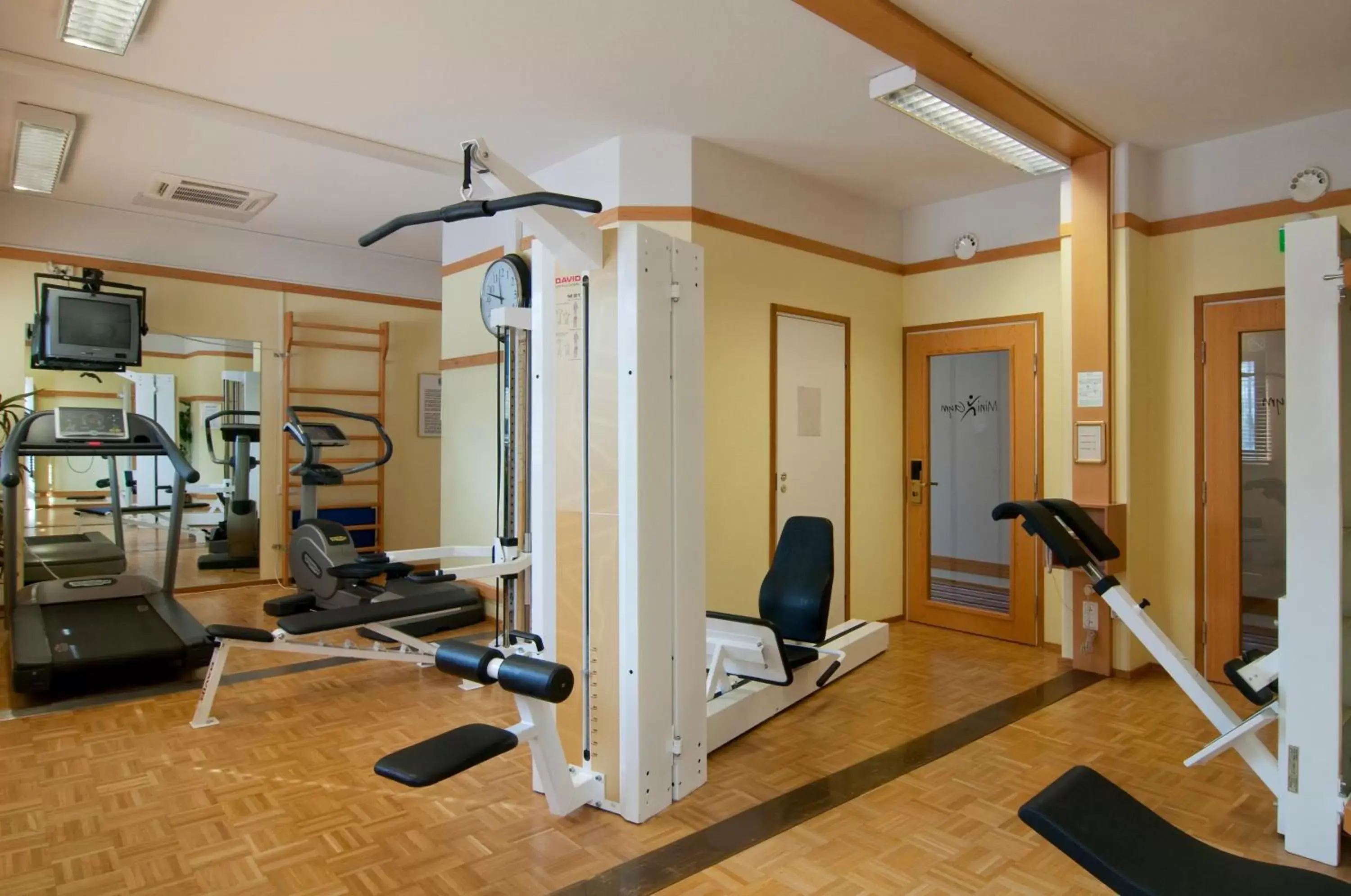 Spa and wellness centre/facilities, Fitness Center/Facilities in Holiday Inn Helsinki-Vantaa Airport, an IHG Hotel