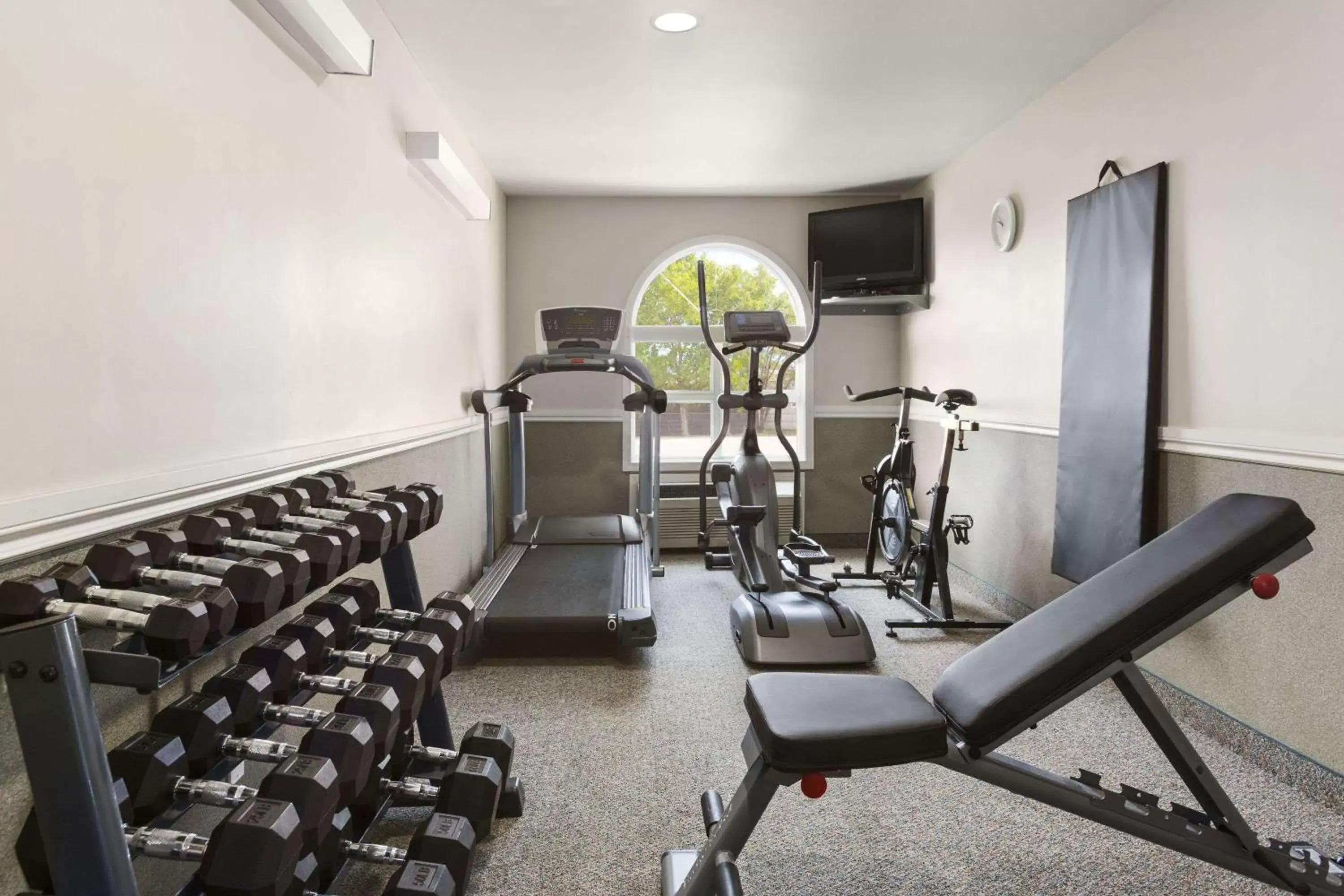 Activities, Fitness Center/Facilities in Days Inn by Wyndham Steinbach