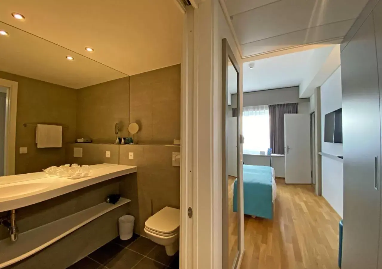 Photo of the whole room, Bathroom in Aquatis Hotel