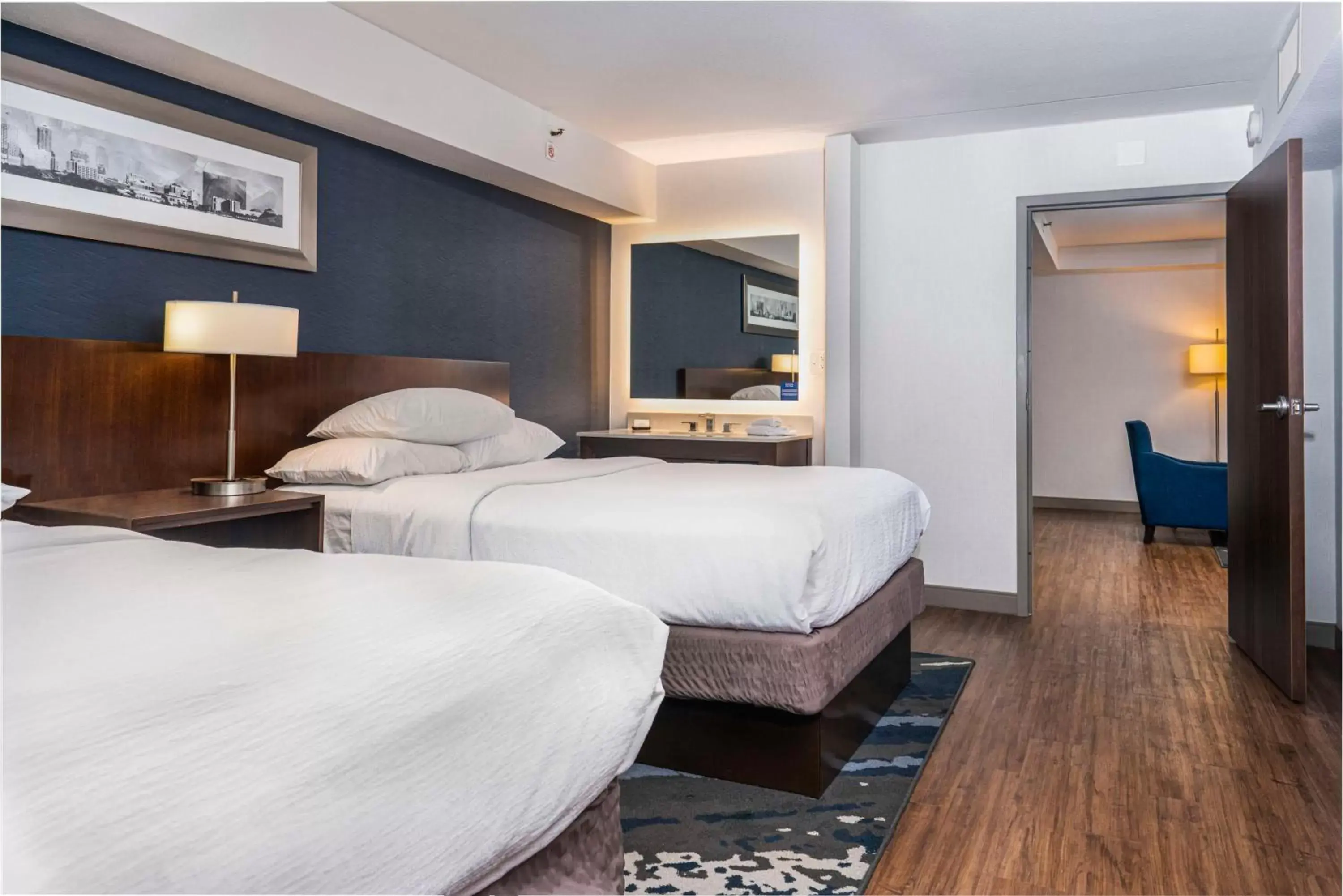 Bed in Embassy Suites by Hilton Indianapolis Downtown Bed in Embassy Suites by Hilton Indianapolis Downtown