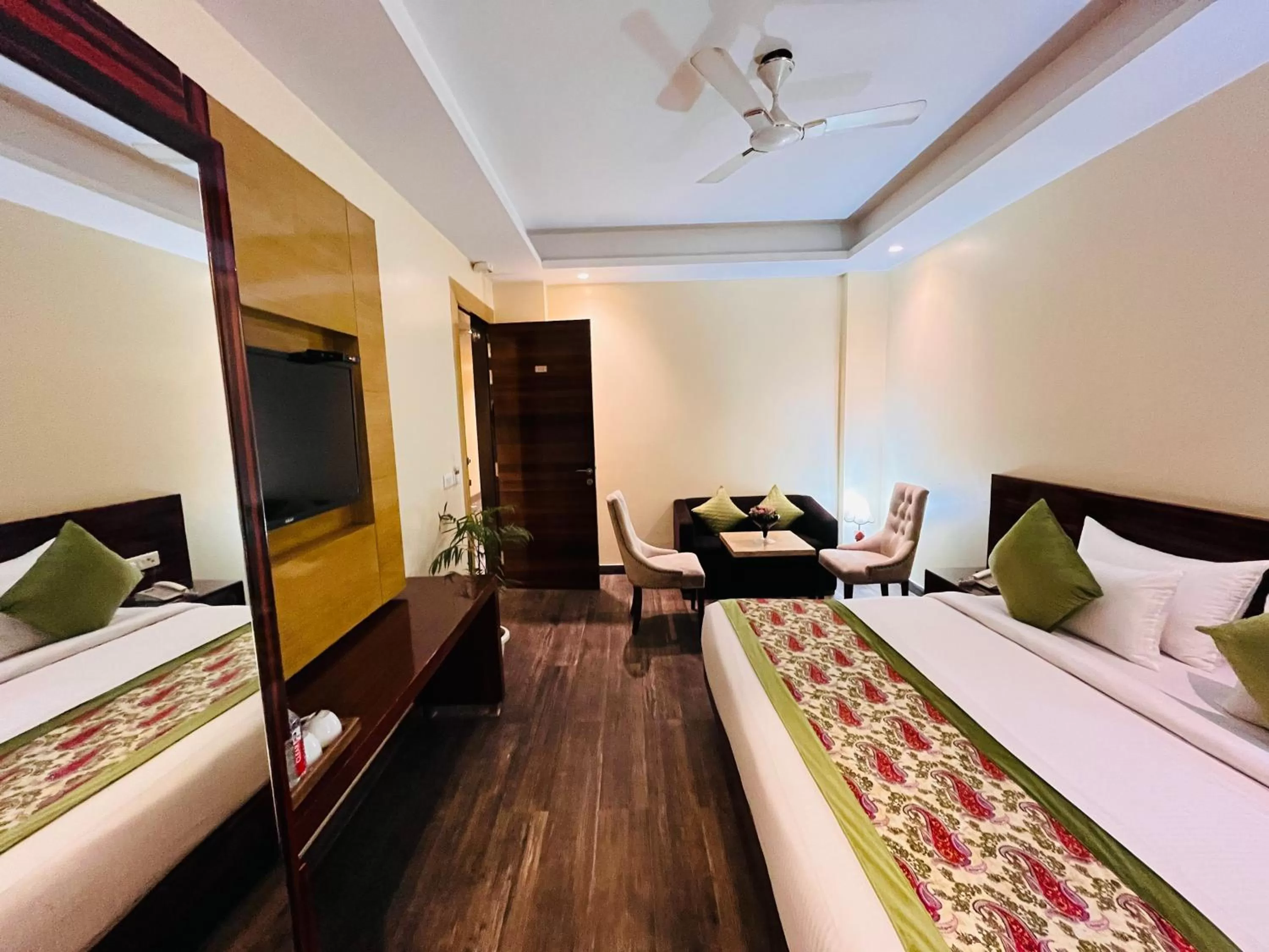 Bed in Hotel Banz near Delhi Airport