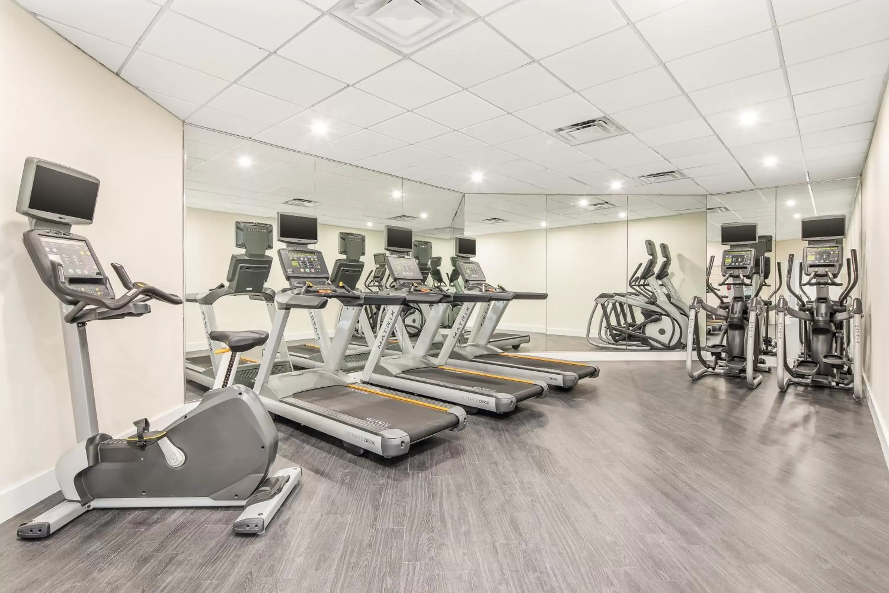 Fitness centre/facilities, Fitness Center/Facilities in Crowne Plaza Orlando - Lake Buena Vista, an IHG Hotel