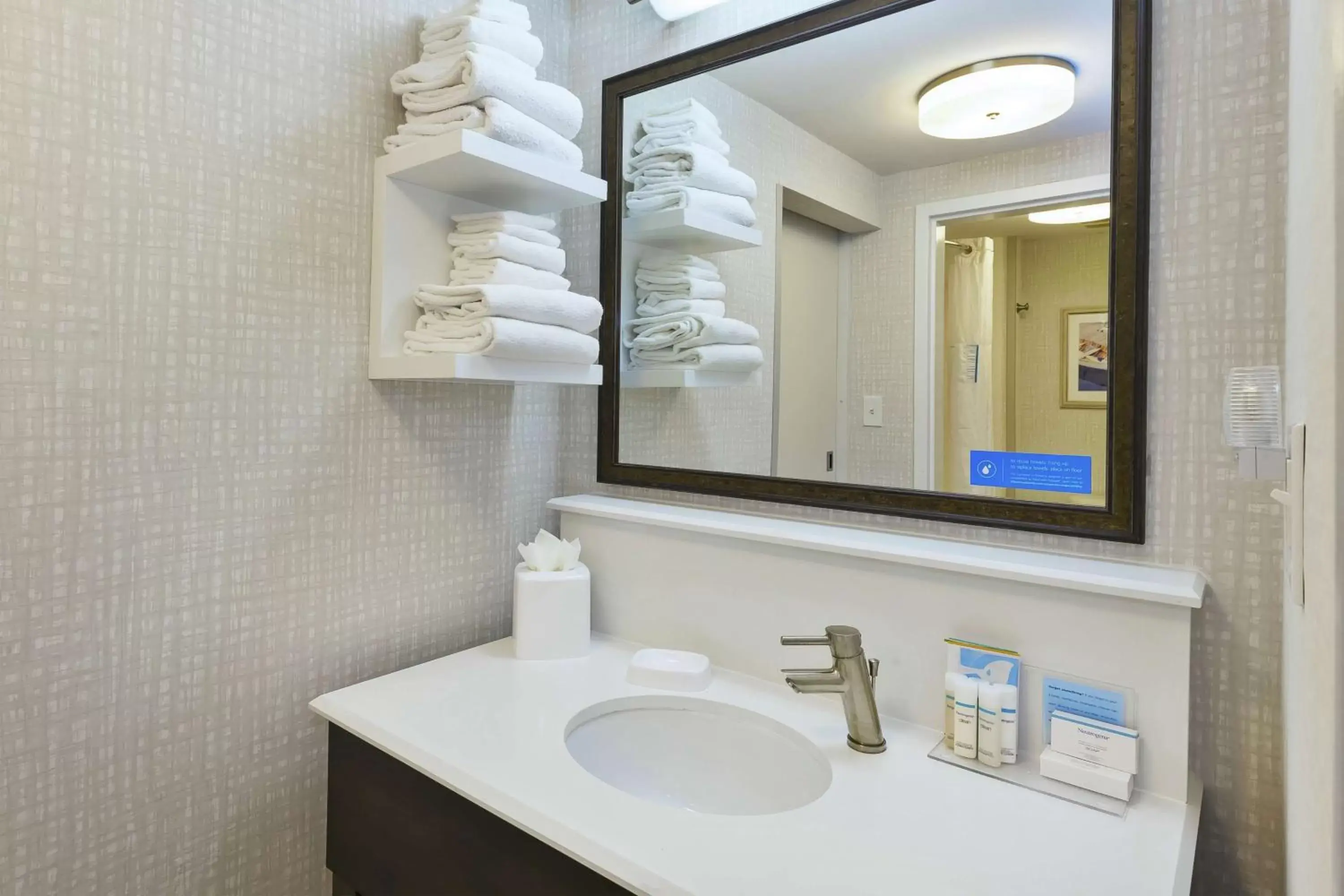 Bathroom in Hampton Inn & Suites Wells-Ogunquit