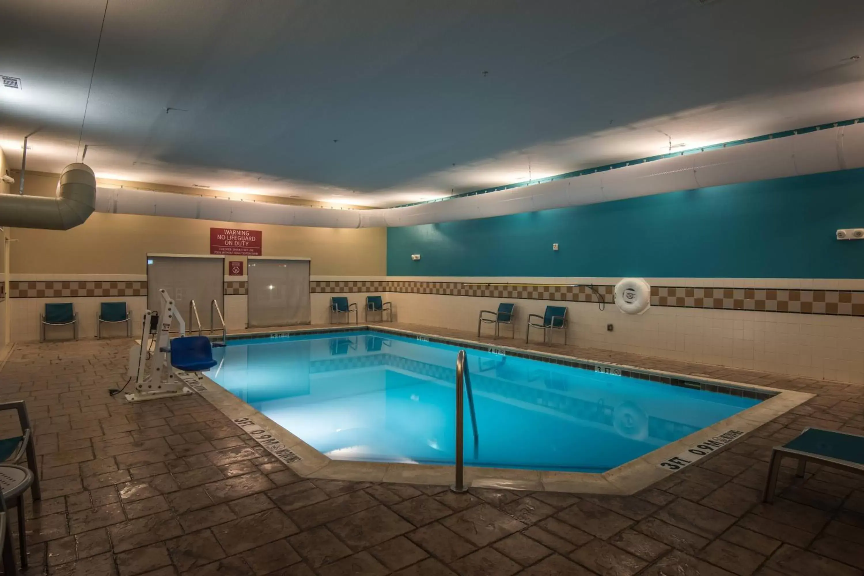 Swimming Pool in TownePlace Suites Dallas DeSoto