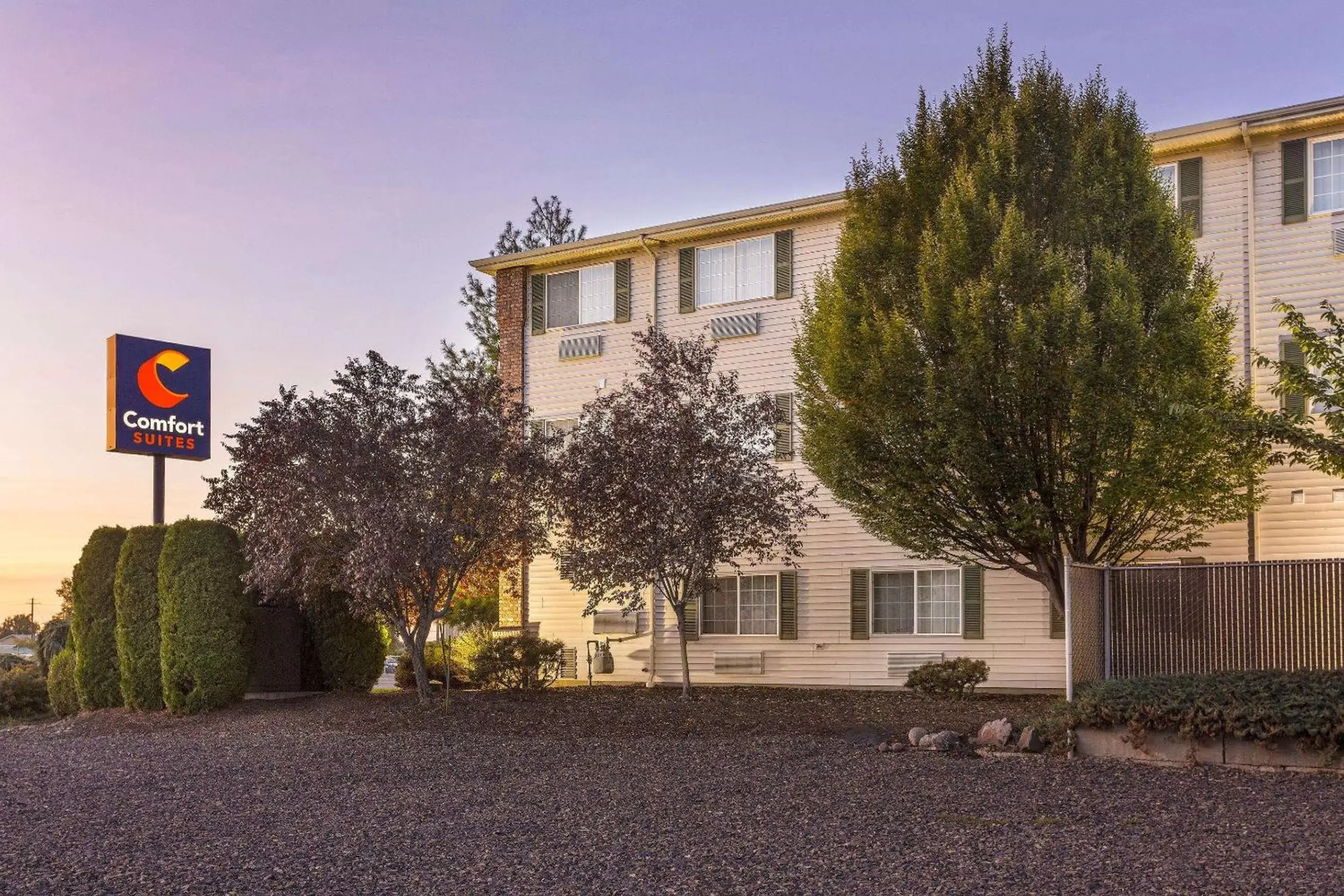 Property building in Comfort Suites Yakima Property building in Comfort Suites Yakima