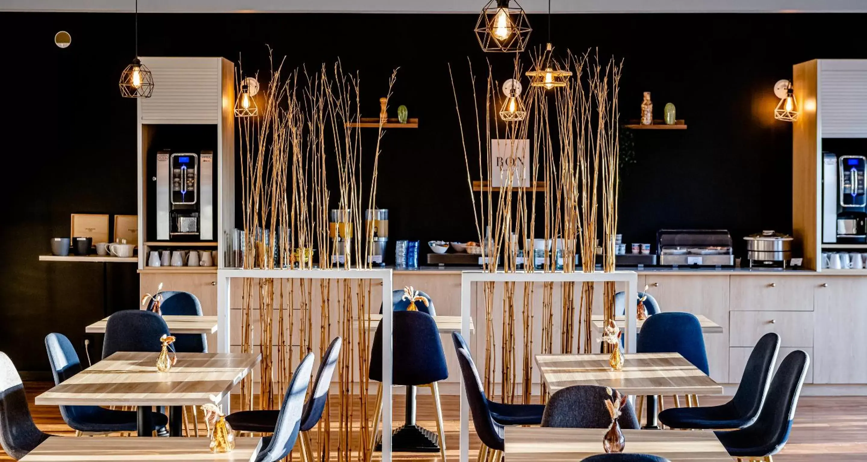 Sure Hotel by Best Western Bordeaux Lac Sure Hotel by Best Western Bordeaux Lac