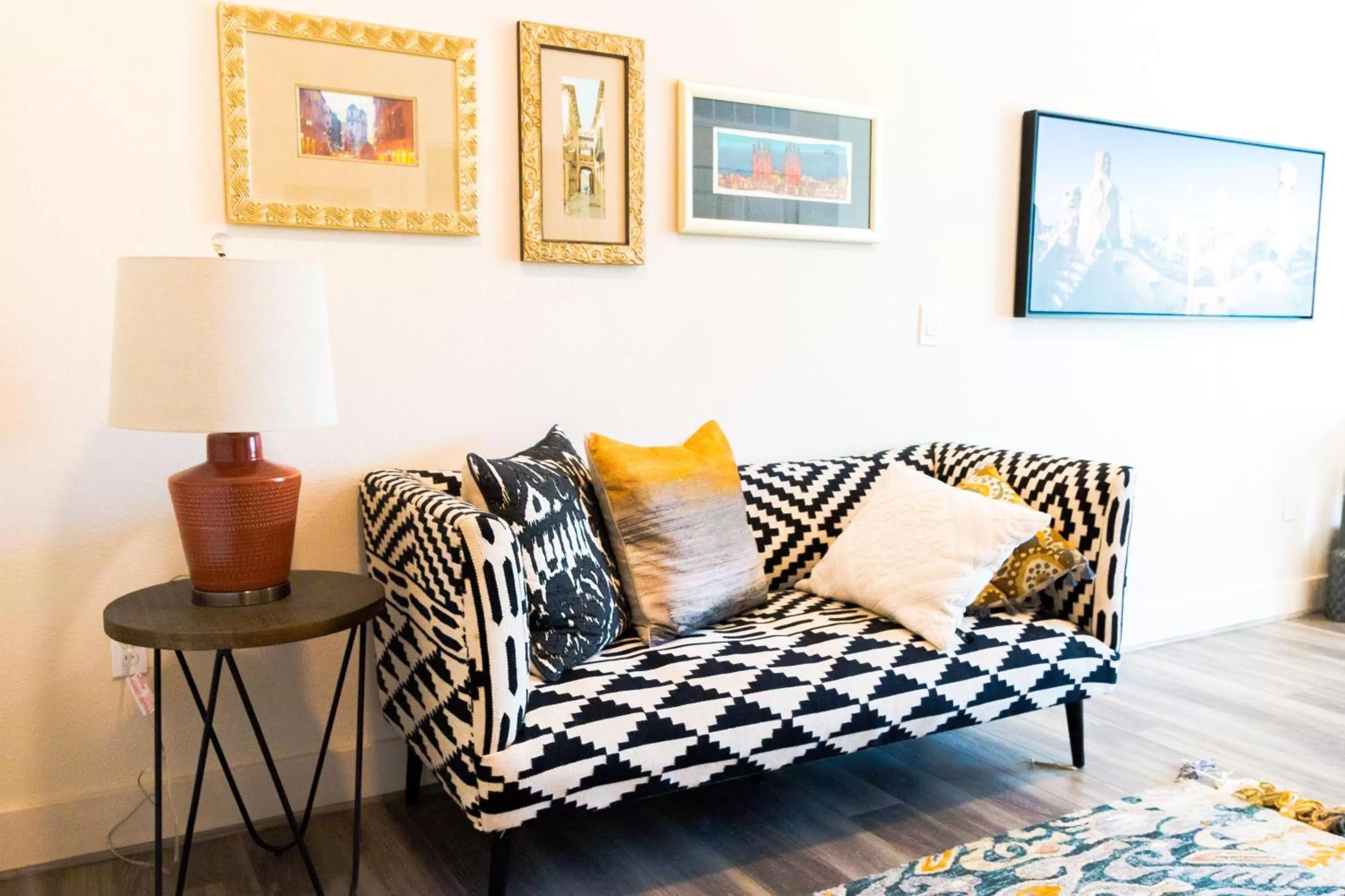 The Bishop Arts Hotel by Qresorts