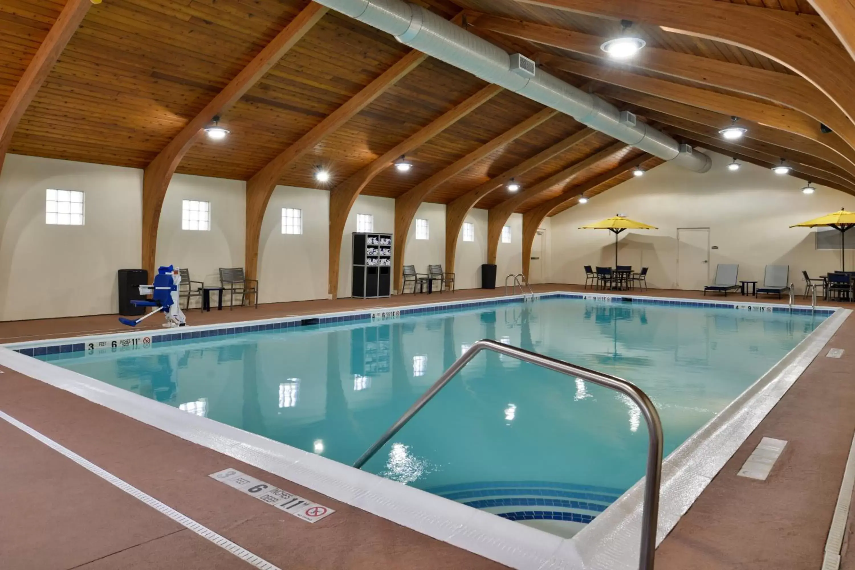 Swimming Pool in Holiday Inn Hotel & Suites Rochester - Marketplace, an IHG Hotel