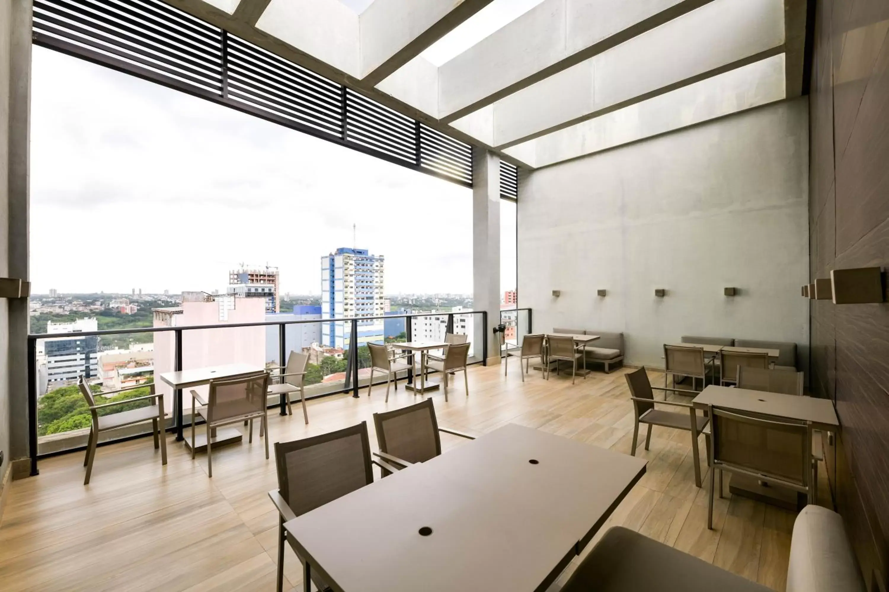 Balcony/Terrace in Rio Hotel by Bourbon Ciudad Del Este