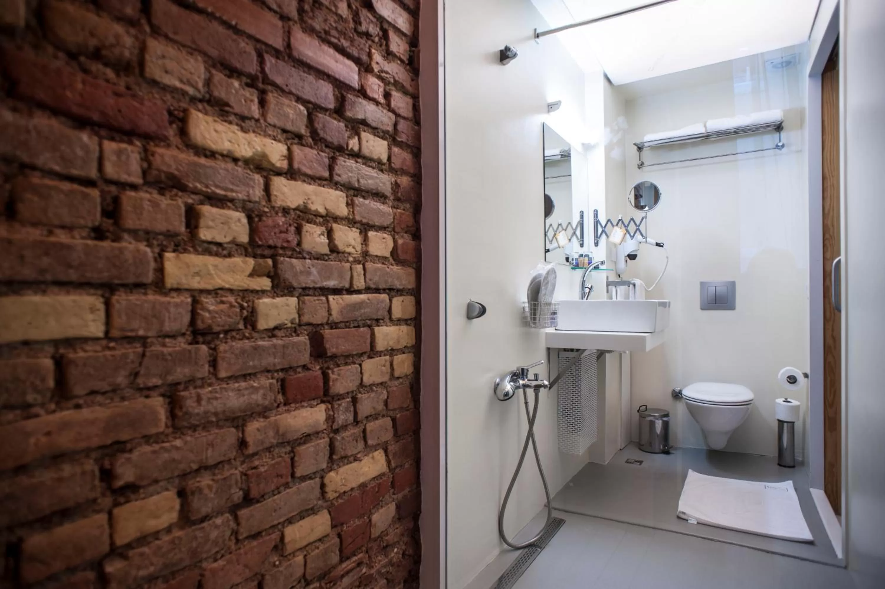 Bathroom in Peradays