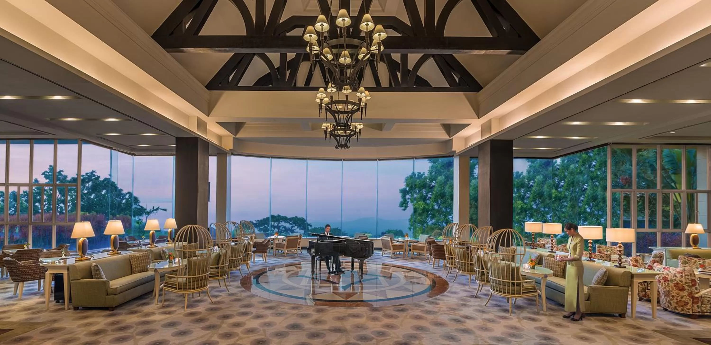 Lobby or reception in Taal Vista Hotel