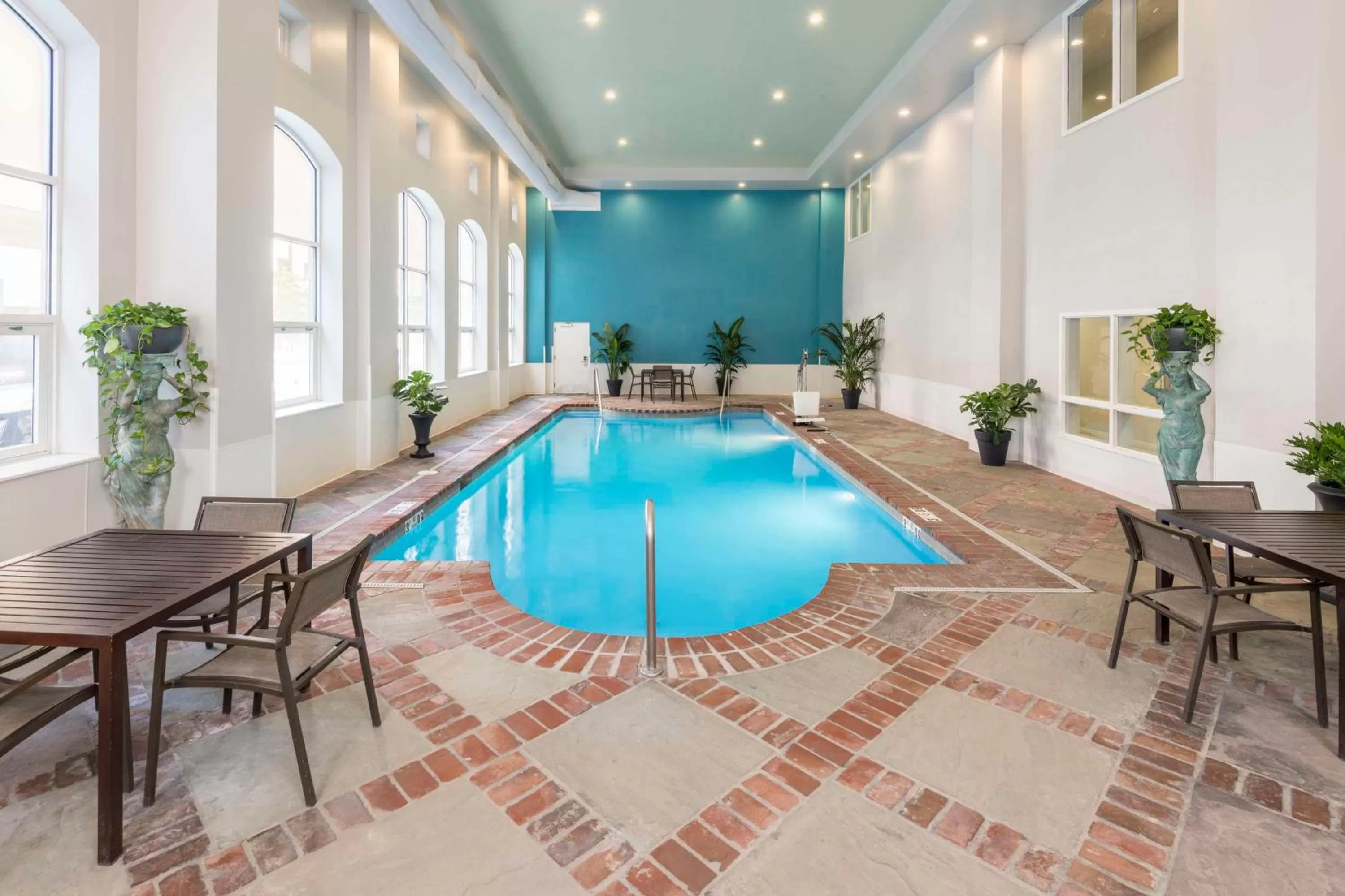 Pool view in Homewood Suites by Hilton New Orleans