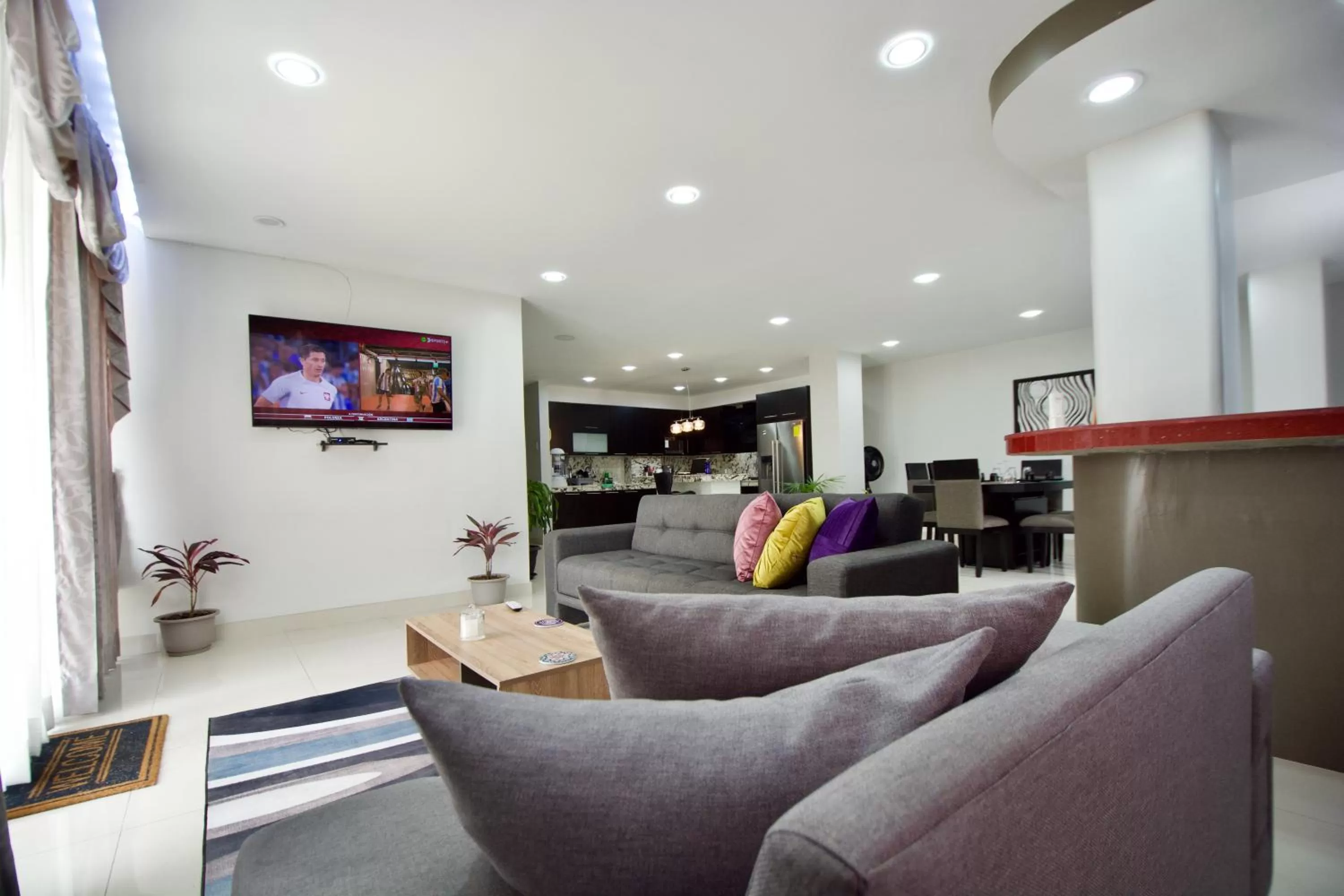 Communal lounge/ TV room, Lounge/Bar in Pepe's House Guayaquil I Self Check-In MicroHotel