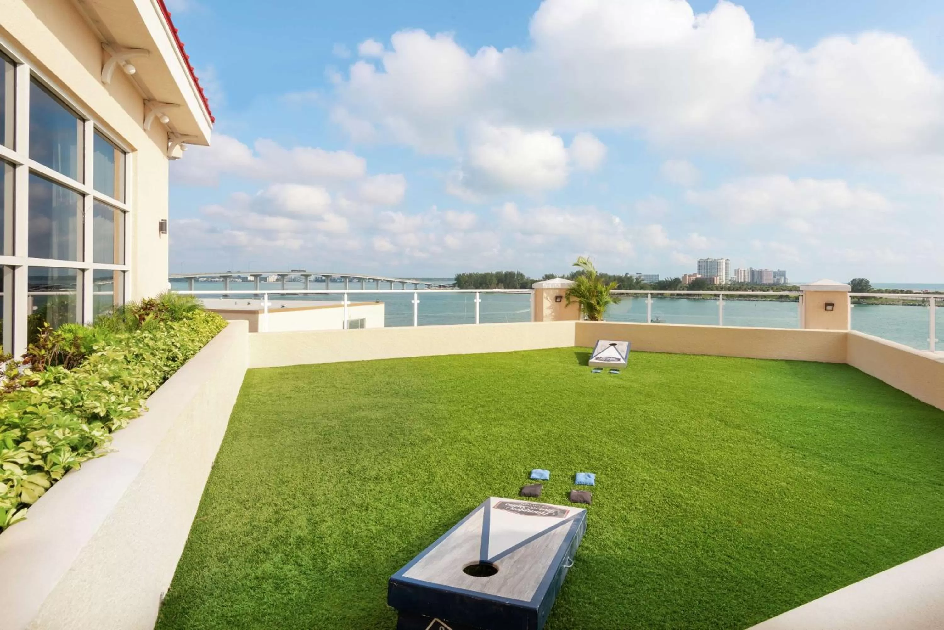 Sports in Hampton Inn and Suites Clearwater Beach