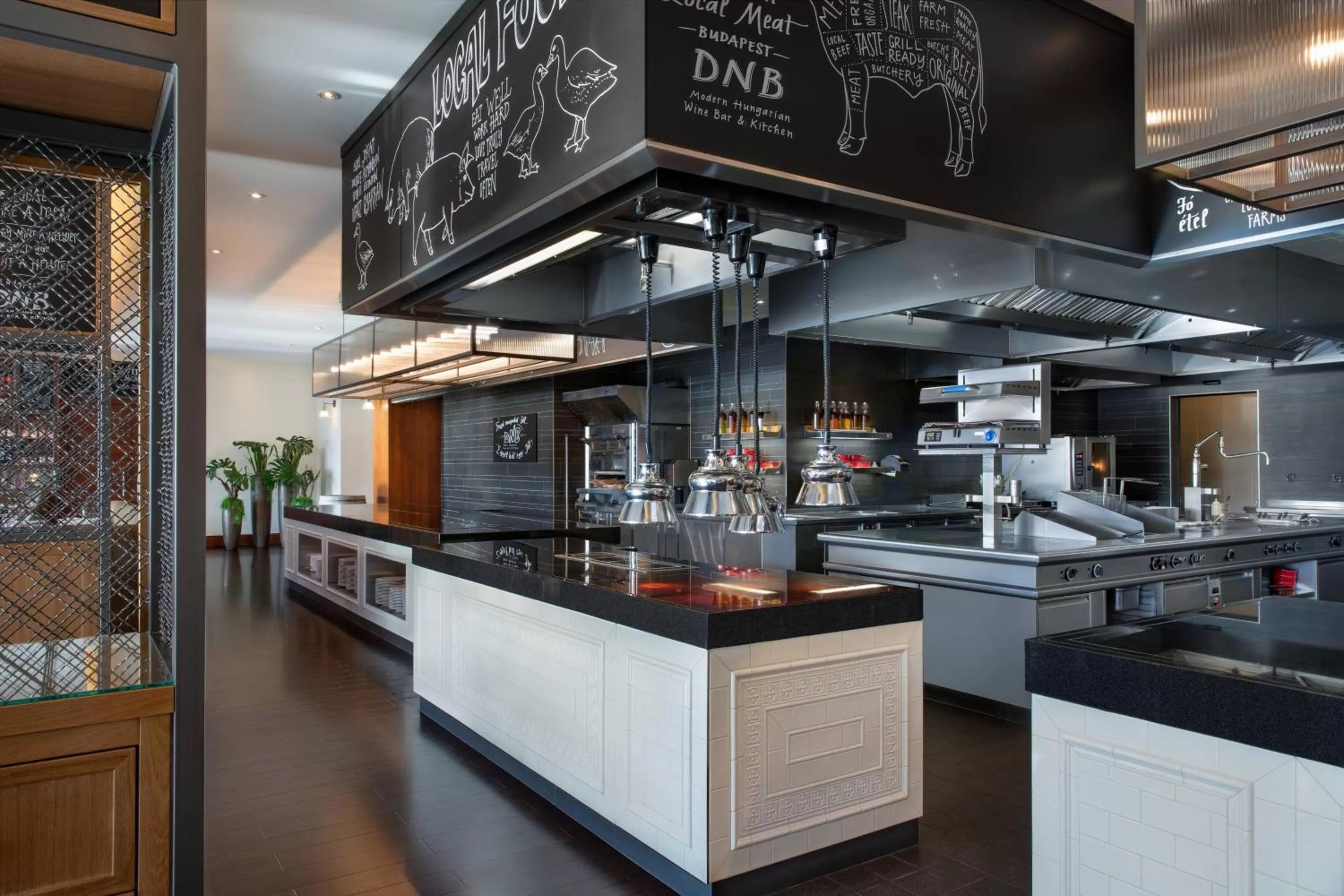 Kitchen or kitchenette in Budapest Marriott Hotel